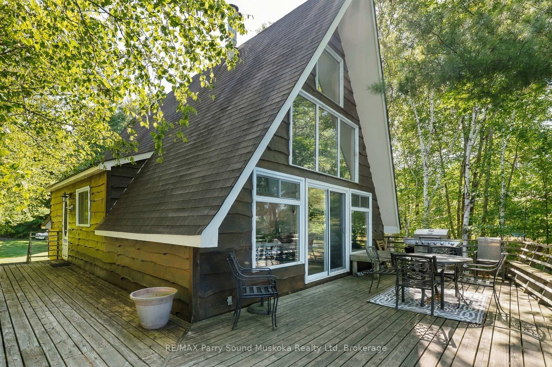 Photo 7 of 22 Marine Drive, McKellar — HOMEH
