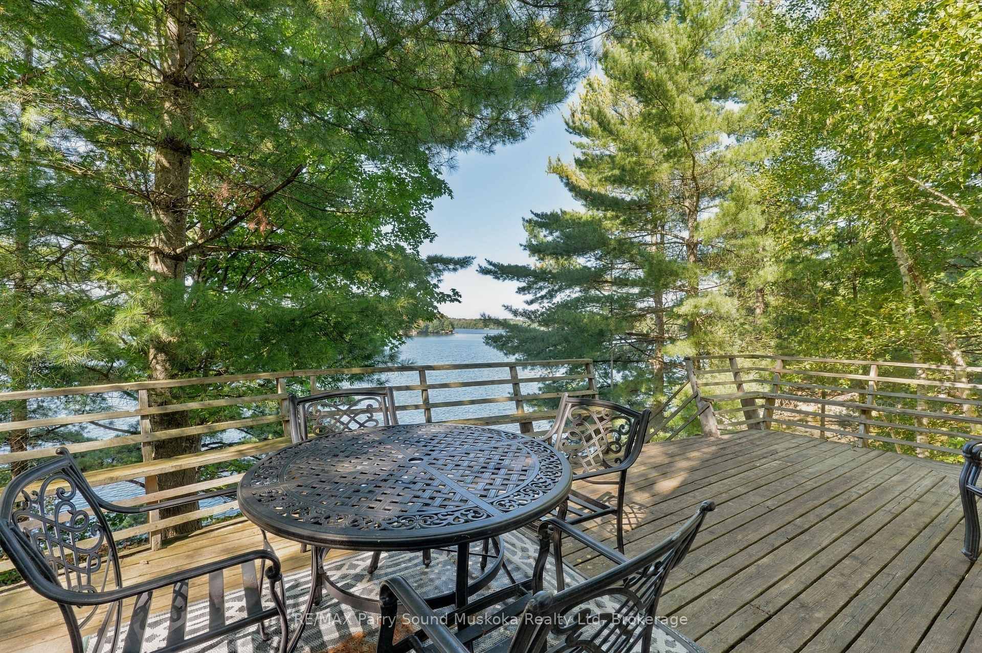 Photo 9 of 22 Marine Drive, McKellar — HOMEH