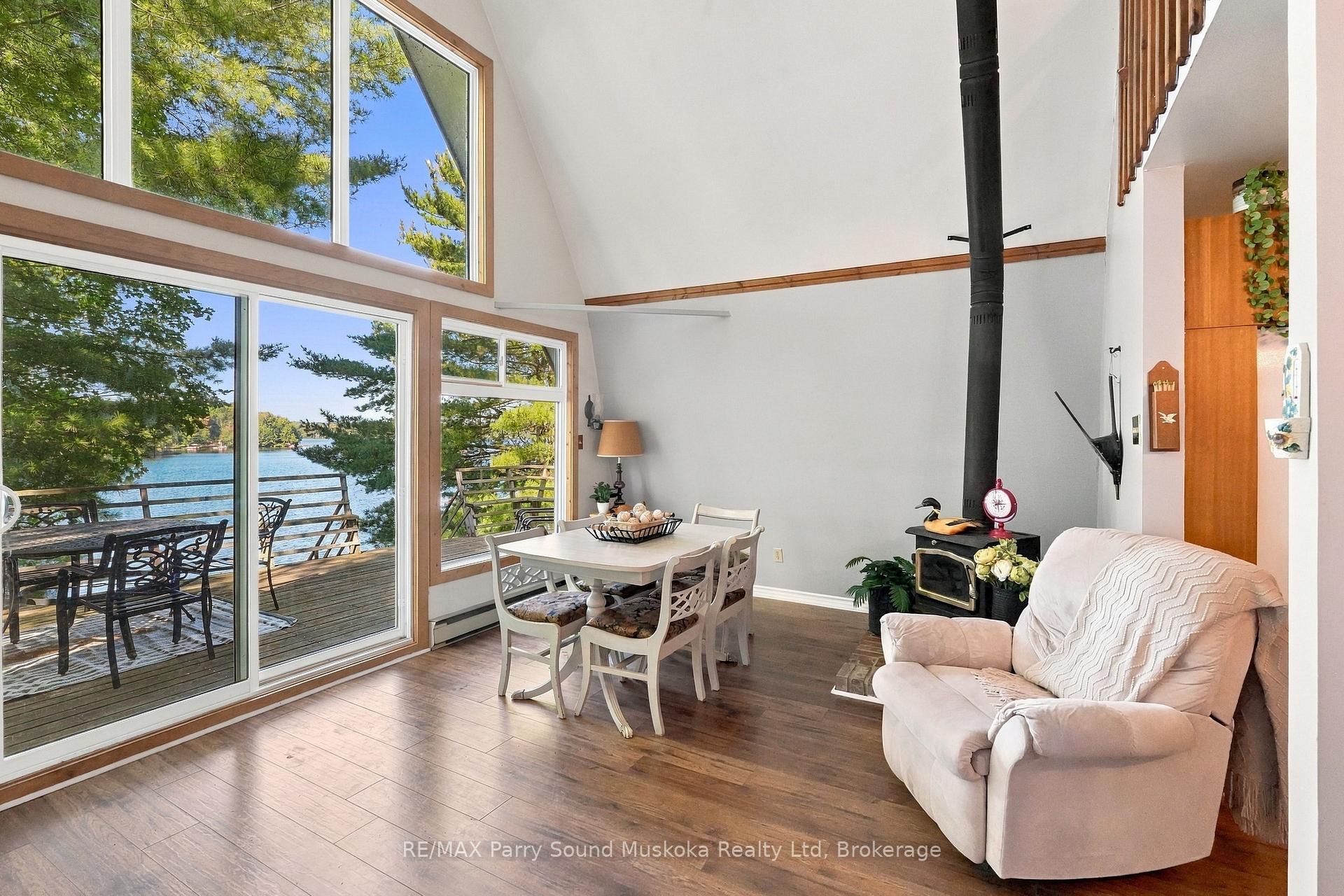 Photo 20 of 22 Marine Drive, McKellar — HOMEH