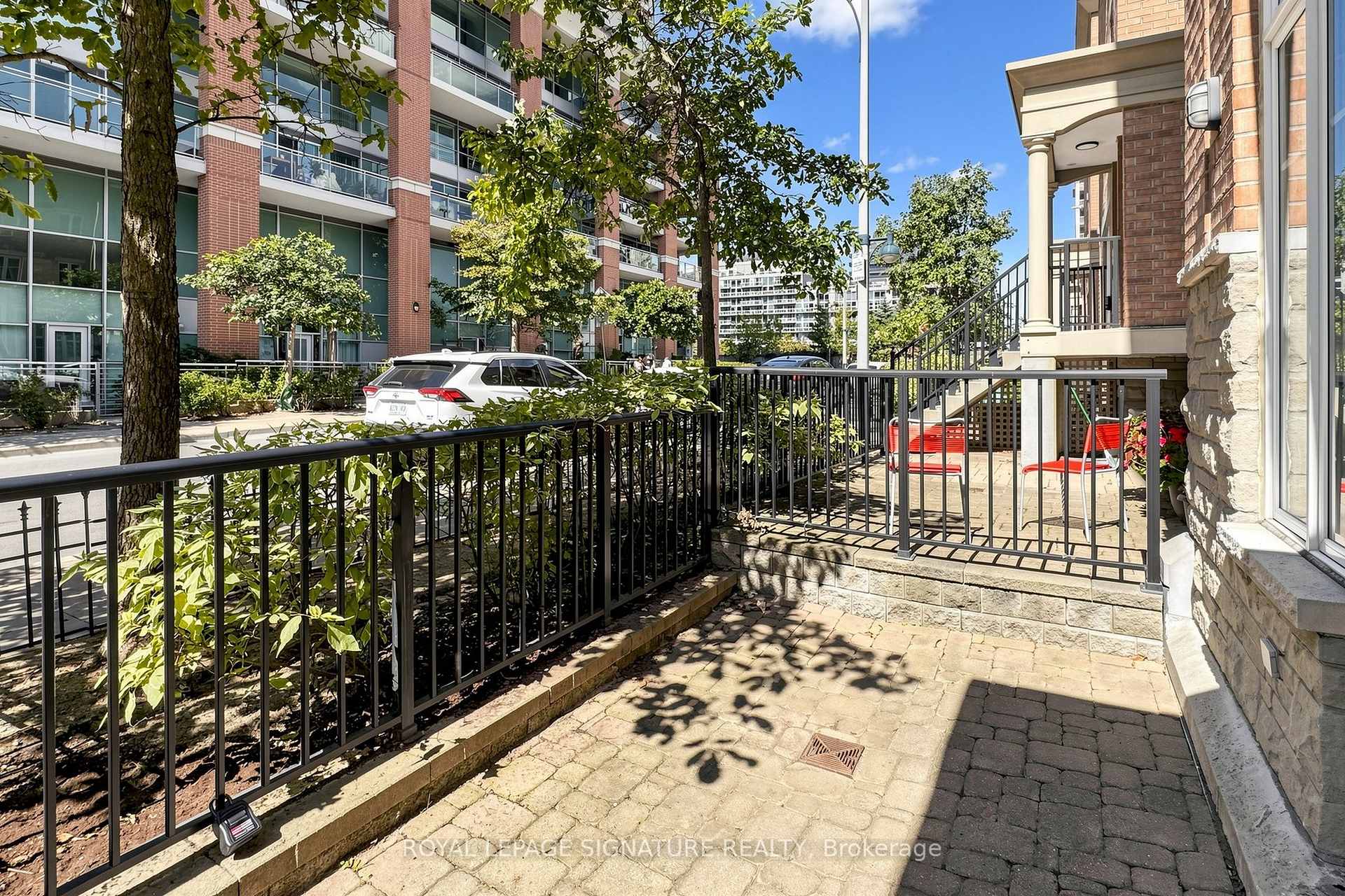 Photo 5 of Unit 929, 50 Western Battery Road, Toronto, Niagara — HOMEH
