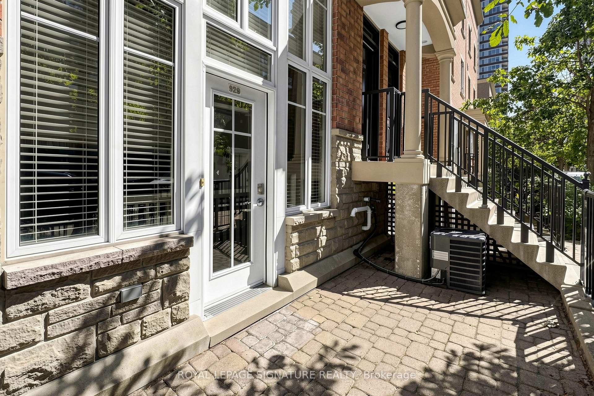 Photo 4 of Unit 929, 50 Western Battery Road, Toronto, Niagara — HOMEH