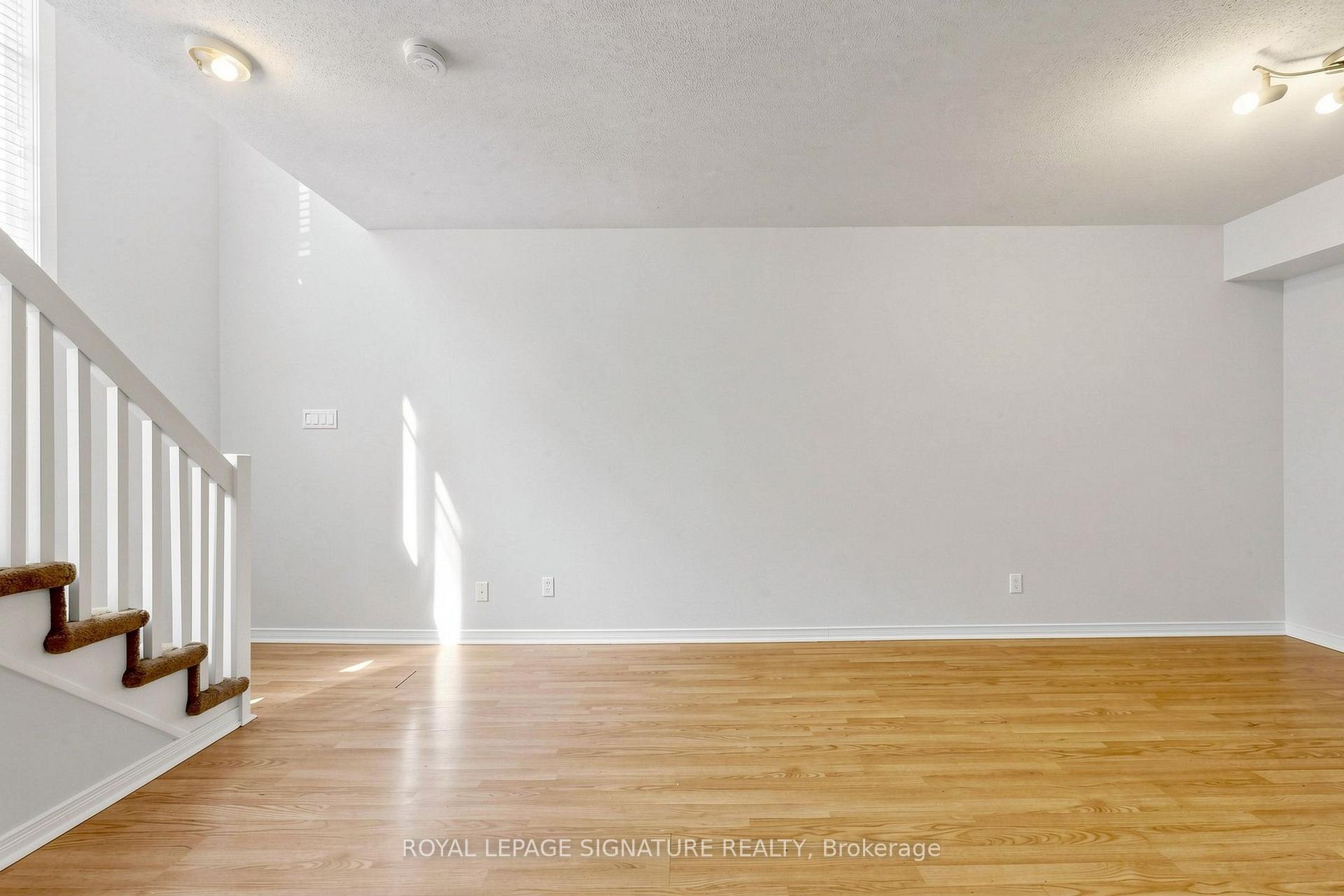 Photo 12 of Unit 929, 50 Western Battery Road, Toronto, Niagara — HOMEH