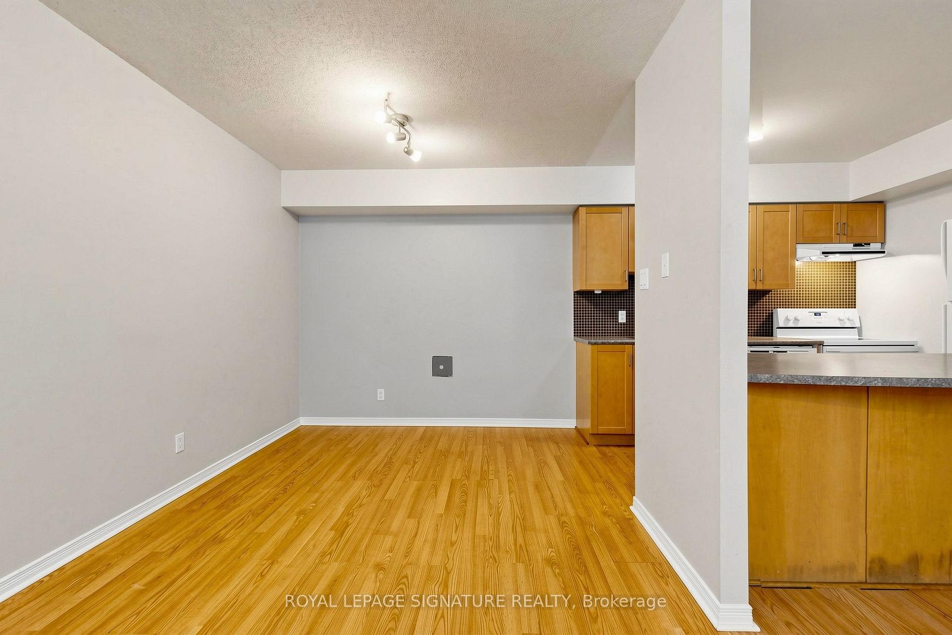 Photo 14 of Unit 929, 50 Western Battery Road, Toronto, Niagara — HOMEH