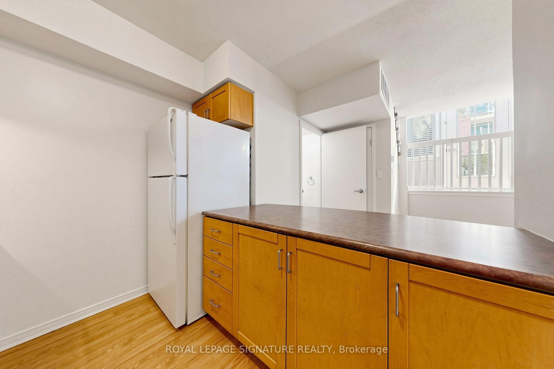 Photo 19 of Unit 929, 50 Western Battery Road, Toronto, Niagara — HOMEH