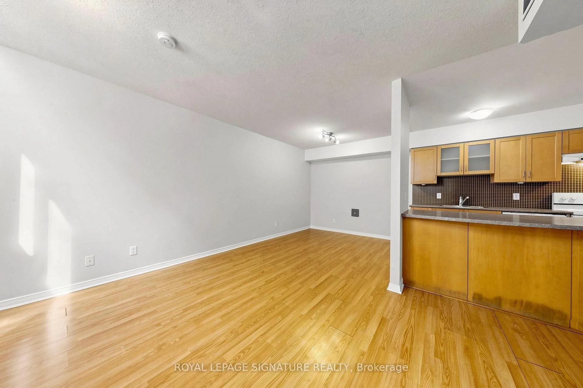Photo 20 of Unit 929, 50 Western Battery Road, Toronto, Niagara — HOMEH