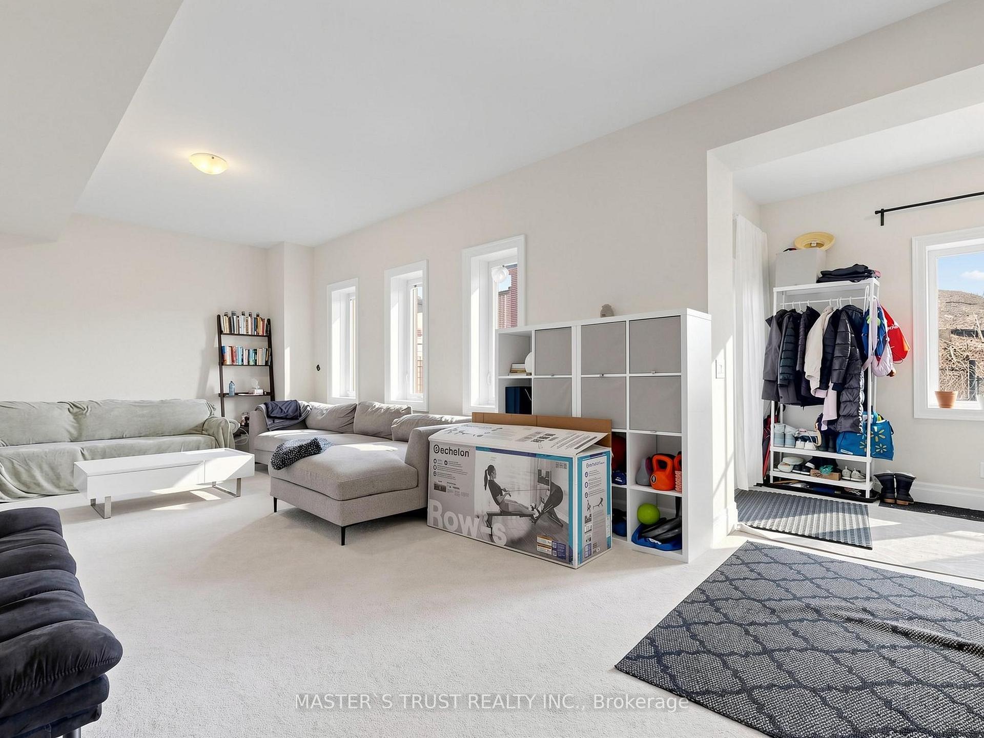 Photo 45 of 61 Grange Drive, Richmond Hill, Jefferson — HOMEH