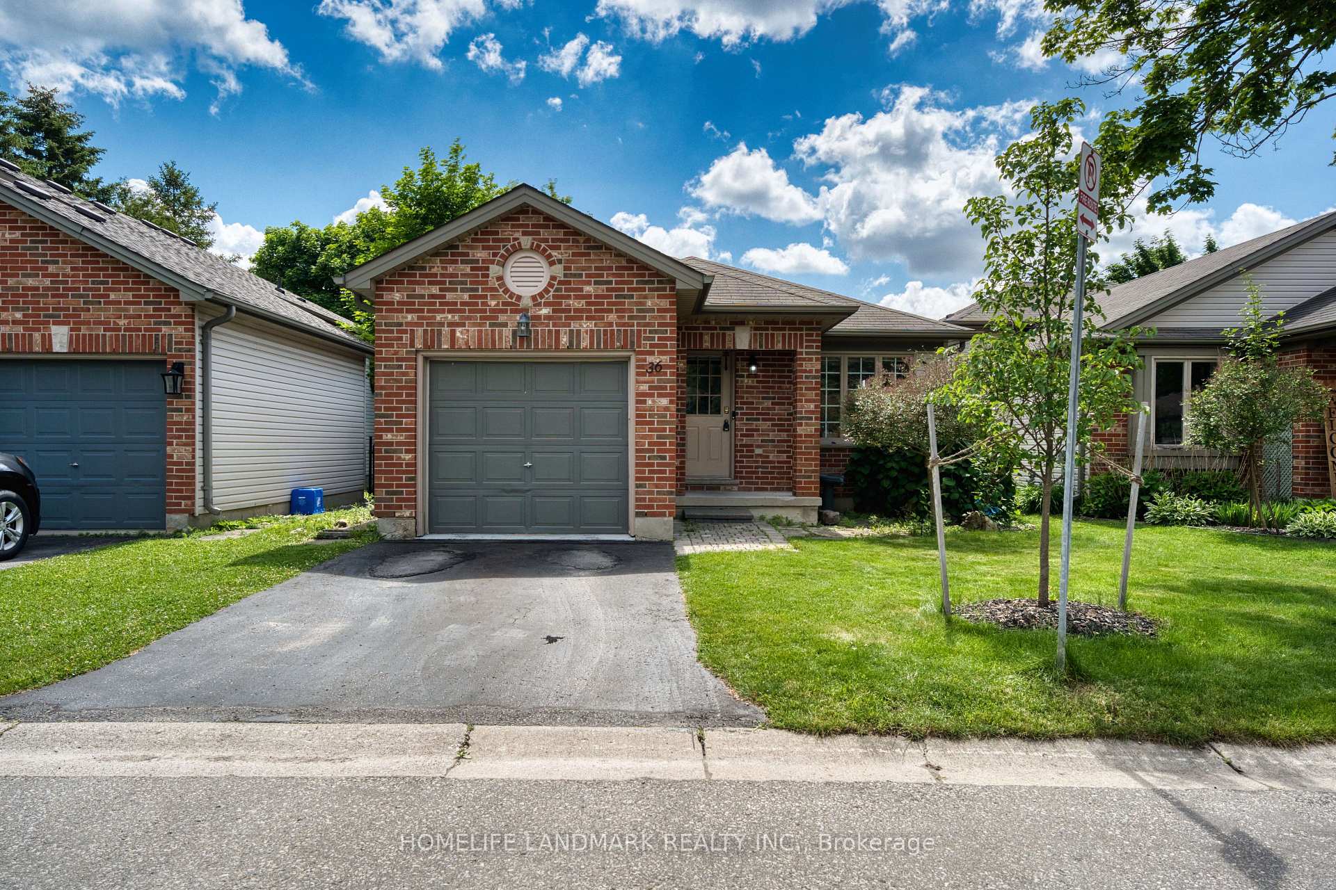 Photo 2 of Unit 36, 59 Pennybrook Crescent, London, North B — HOMEH