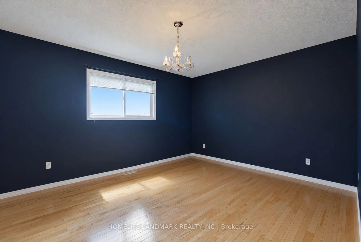 Photo 10 of Unit 36, 59 Pennybrook Crescent, London, North B — HOMEH
