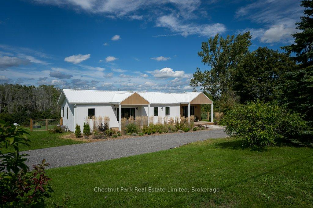 Photo 3 of 1108 Closson Road, Prince Edward County, Hillier Ward — HOMEH