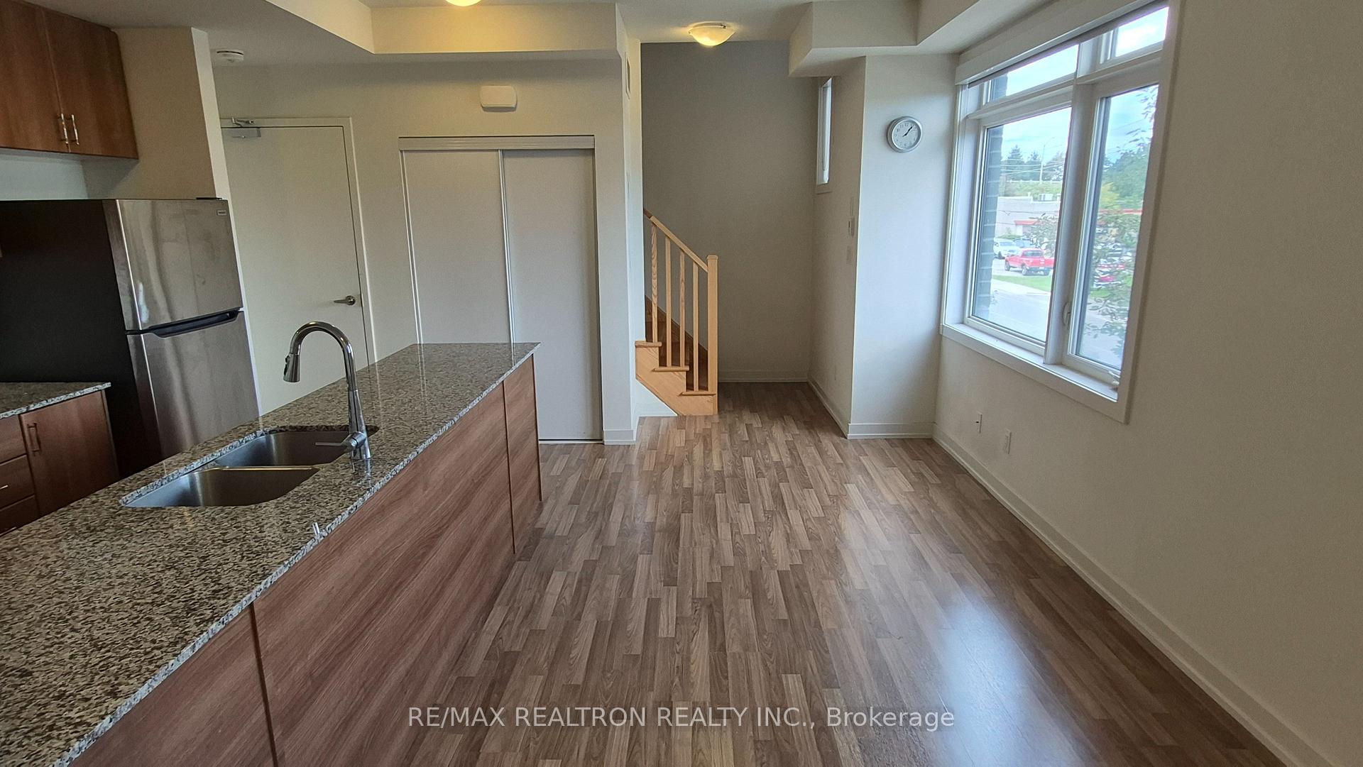 Photo 4 of Unit 79, 370 Red Maple Road, Richmond Hill, Langstaff — HOMEH