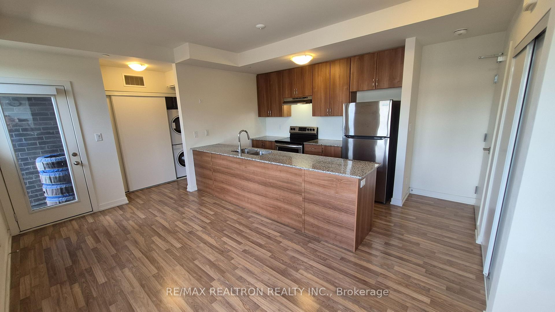 Photo 5 of Unit 79, 370 Red Maple Road, Richmond Hill, Langstaff — HOMEH