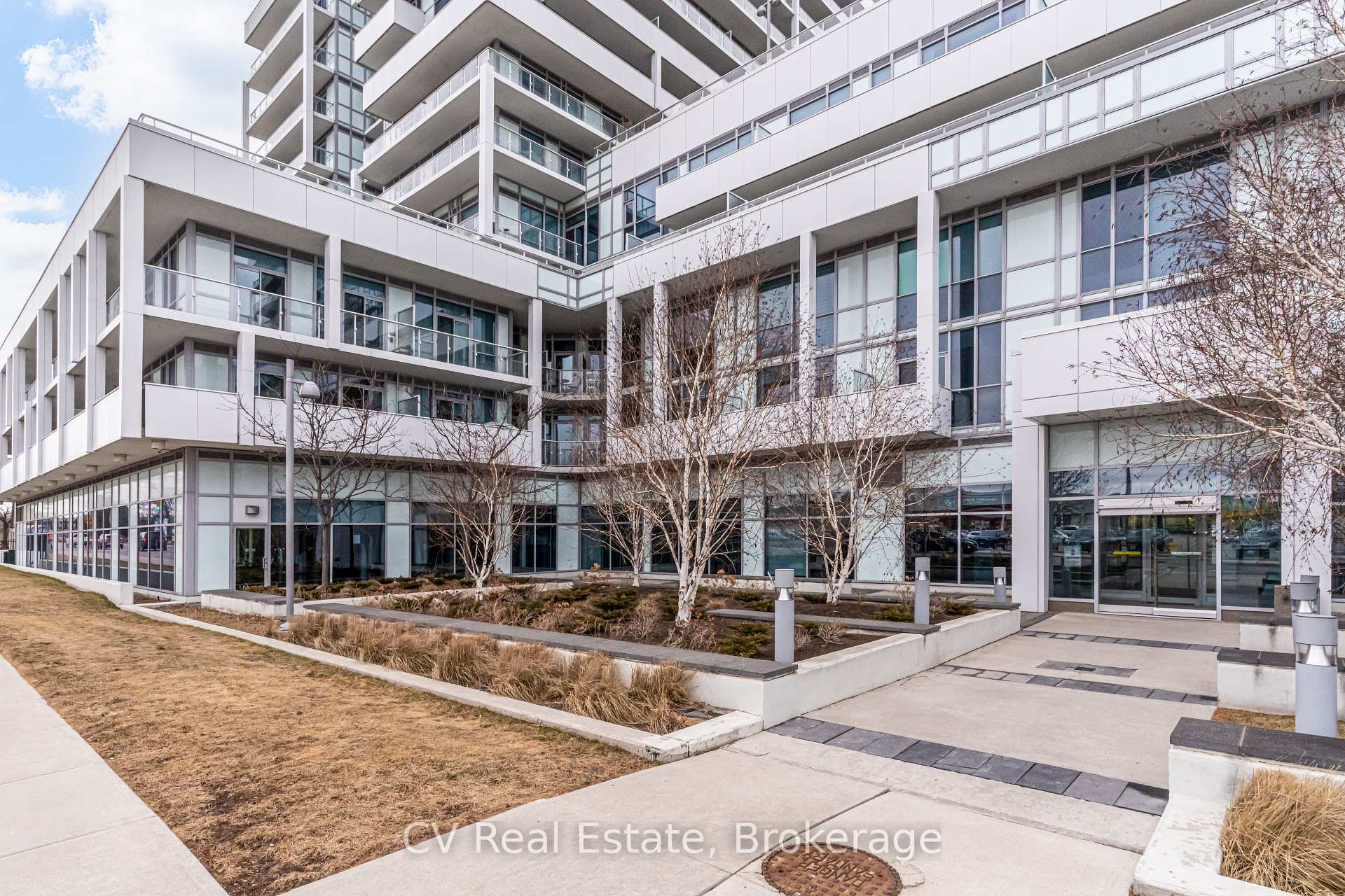 Photo 6 of Unit 602, 65 Speers Road, Oakville, Central — HOMEH