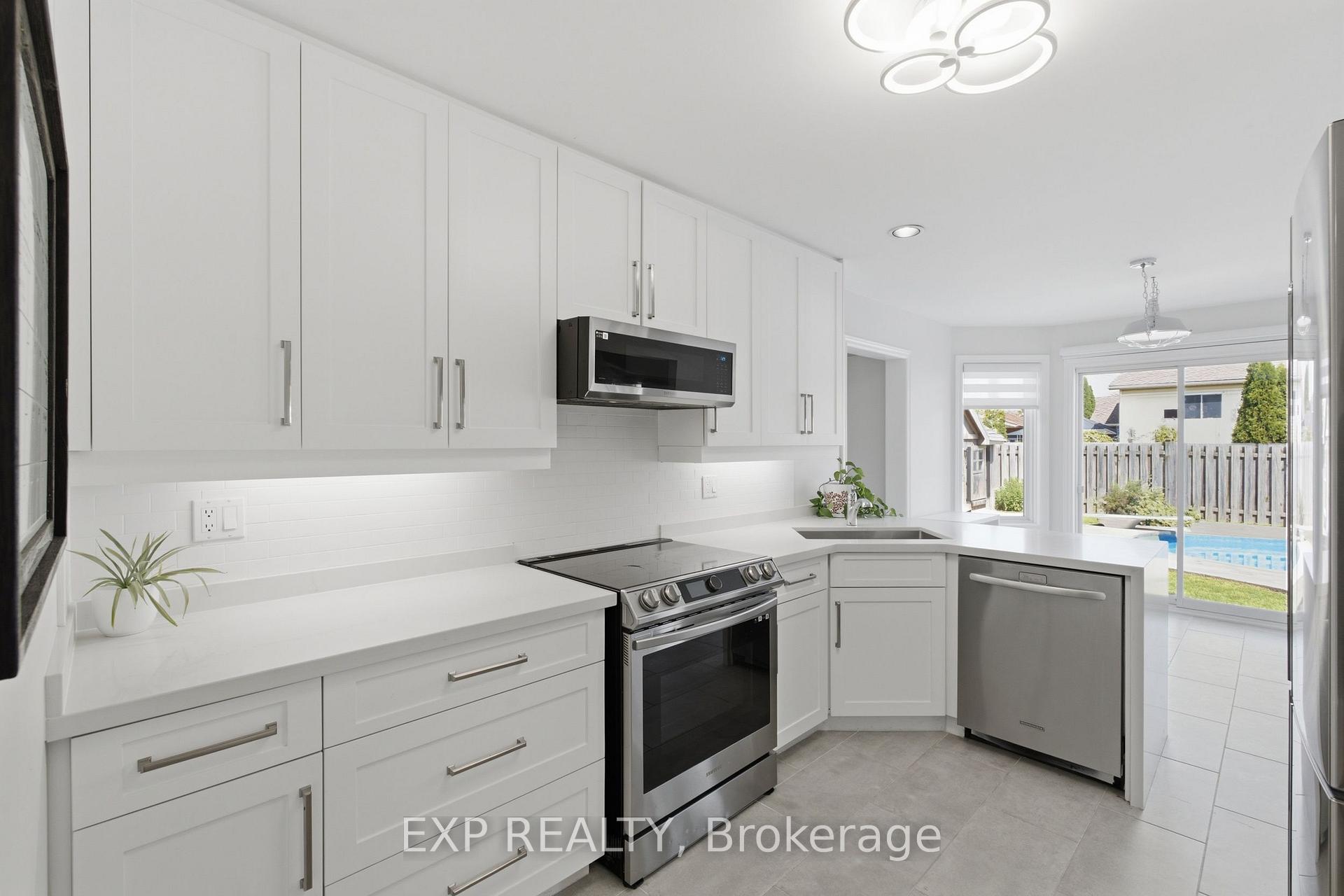 Photo 11 of 50 Crysler Crescent, Thorold, Confederation Heights — HOMEH