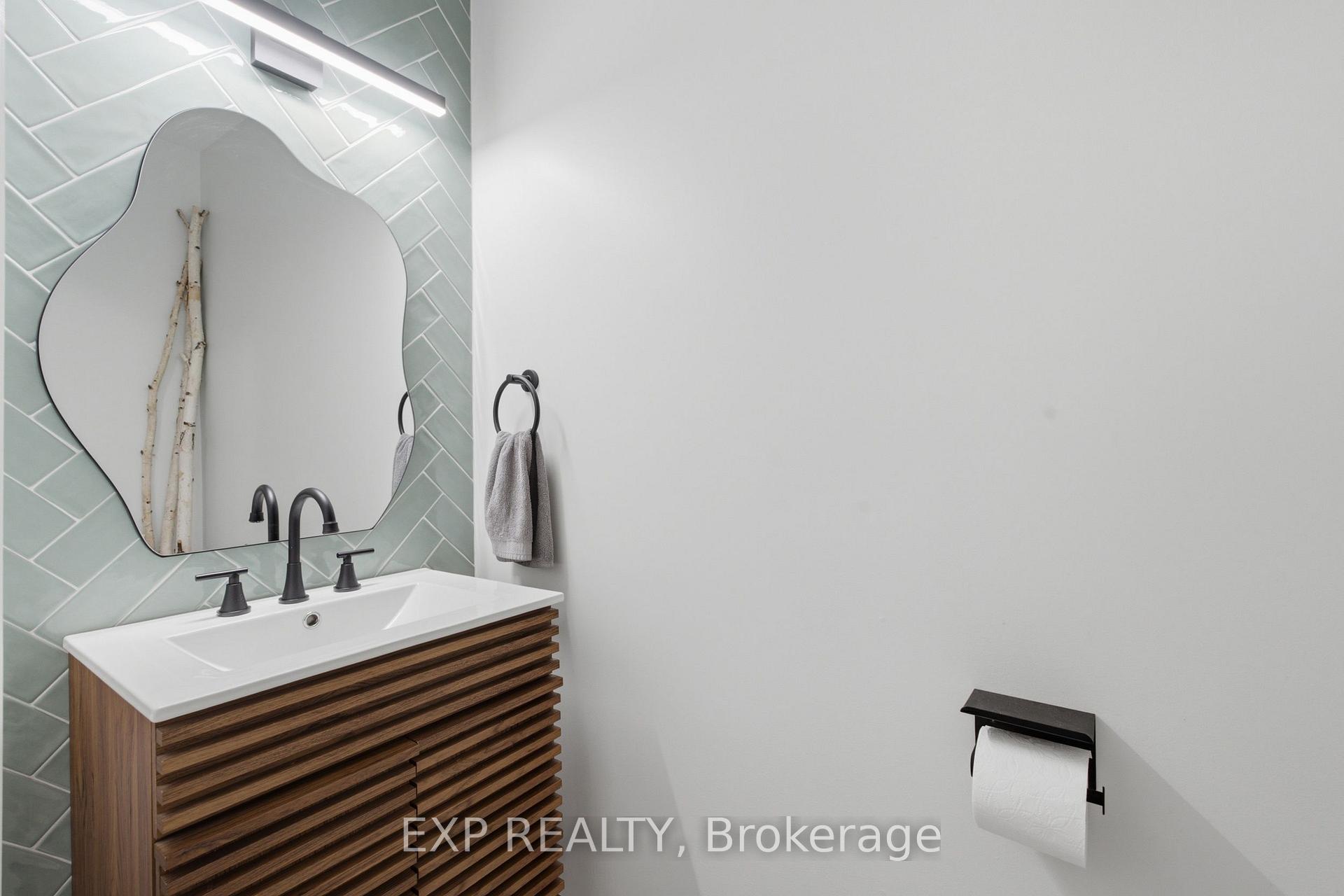 Photo 19 of 50 Crysler Crescent, Thorold, Confederation Heights — HOMEH