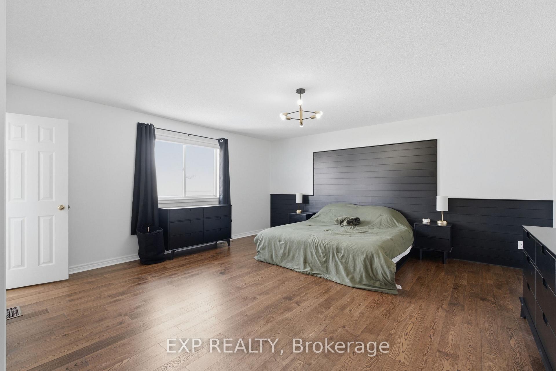 Photo 21 of 50 Crysler Crescent, Thorold, Confederation Heights — HOMEH