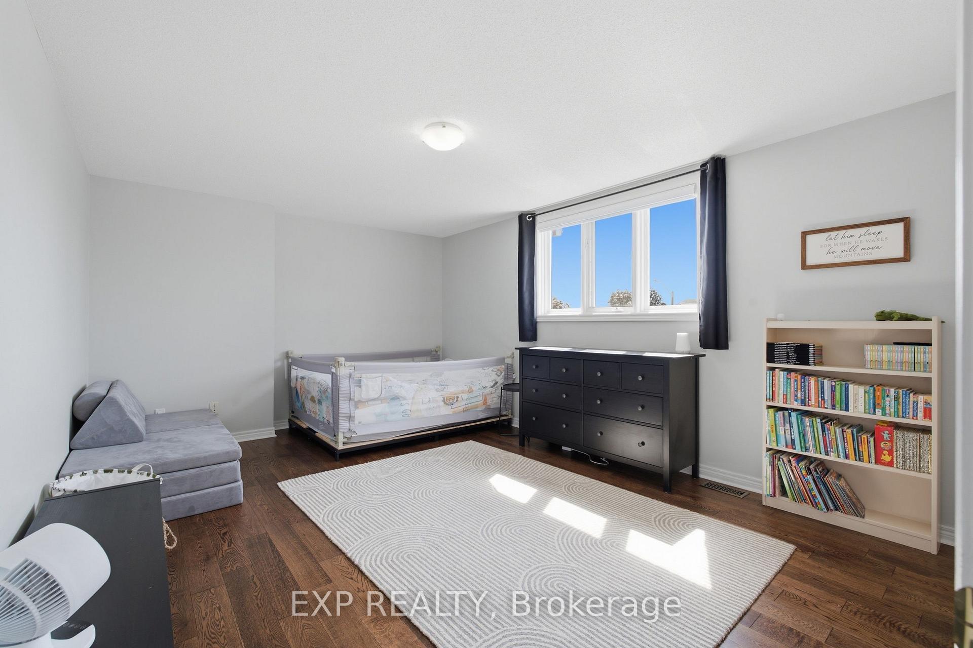 Photo 25 of 50 Crysler Crescent, Thorold, Confederation Heights — HOMEH
