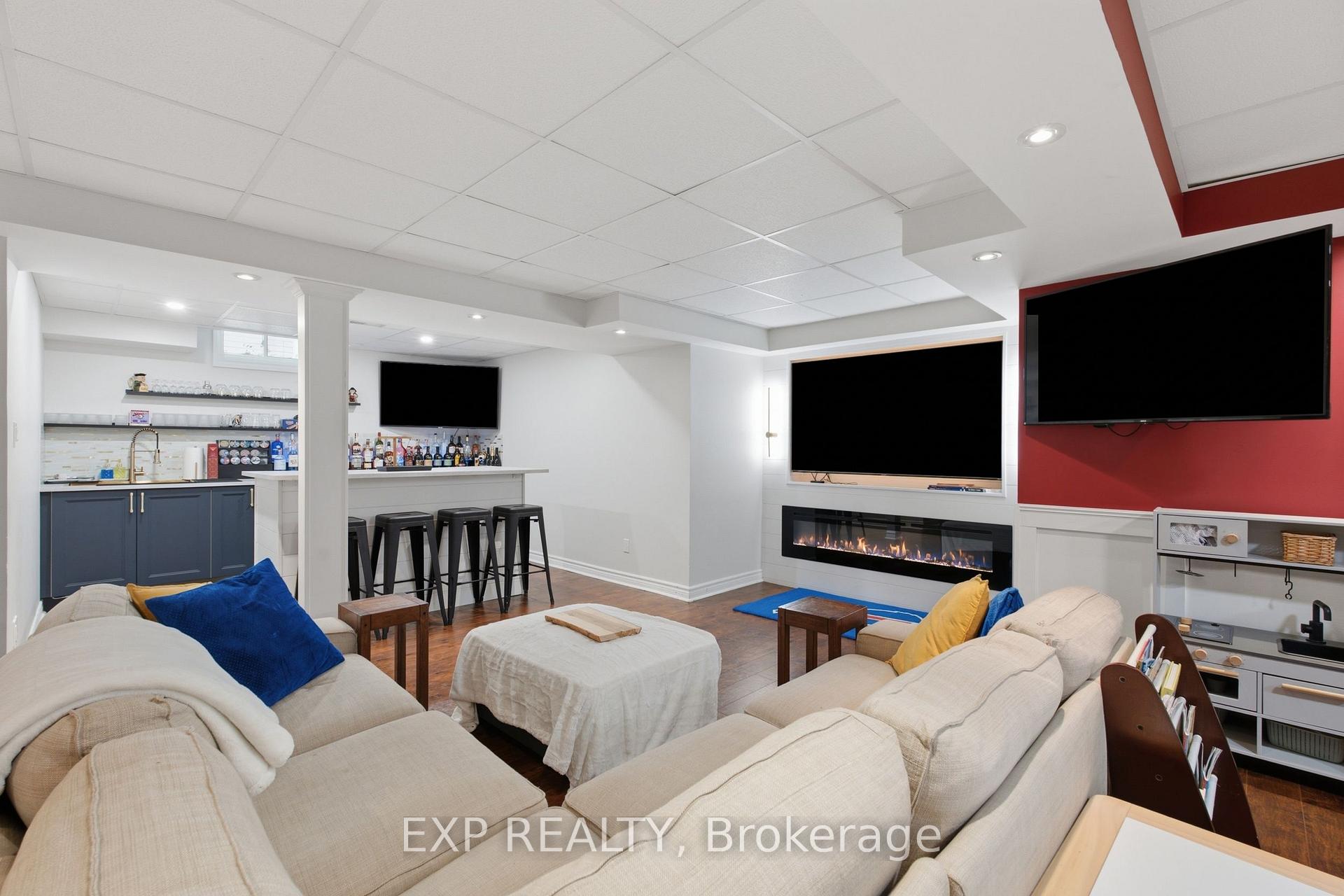 Photo 30 of 50 Crysler Crescent, Thorold, Confederation Heights — HOMEH