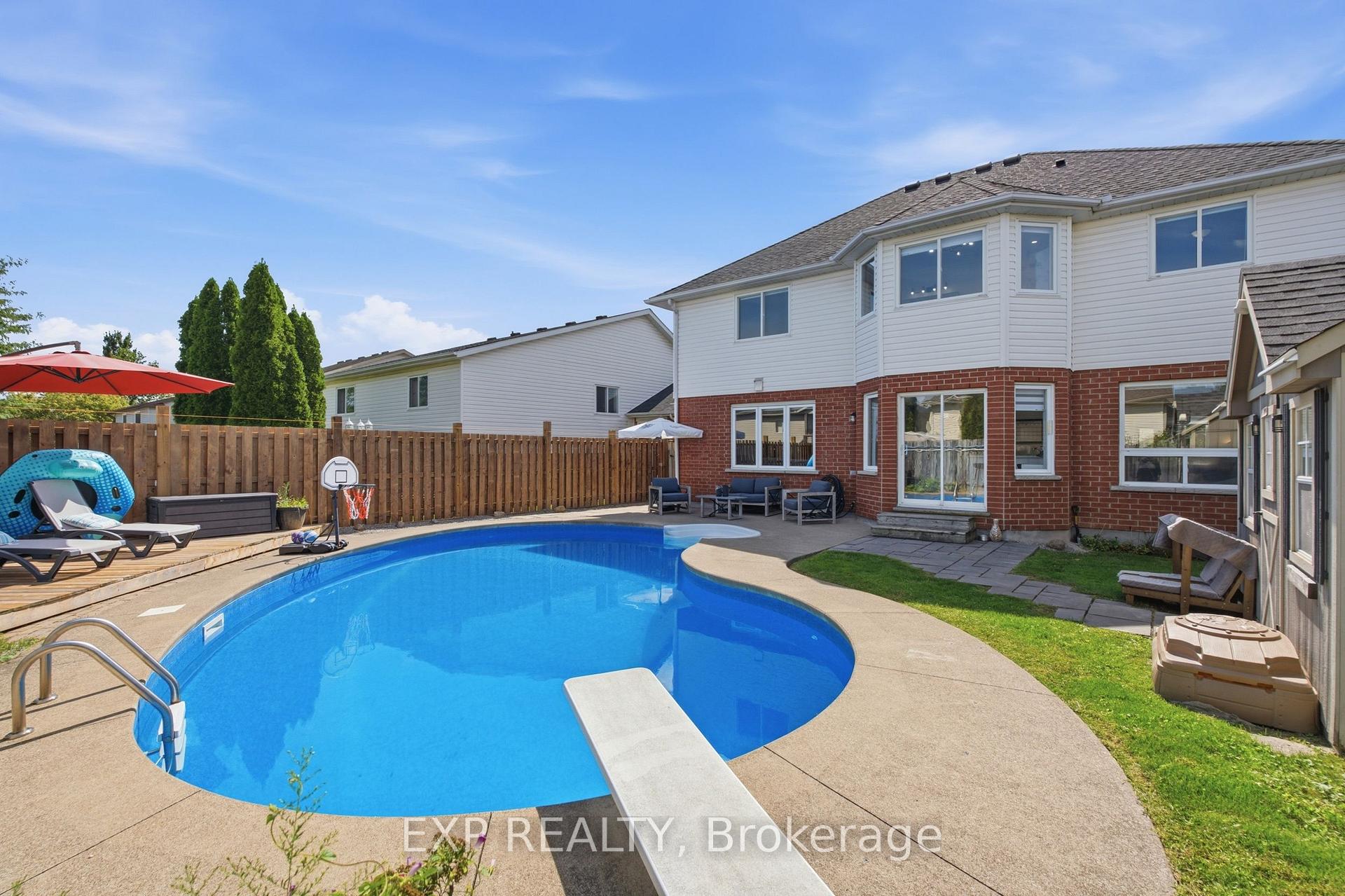 Photo 40 of 50 Crysler Crescent, Thorold, Confederation Heights — HOMEH