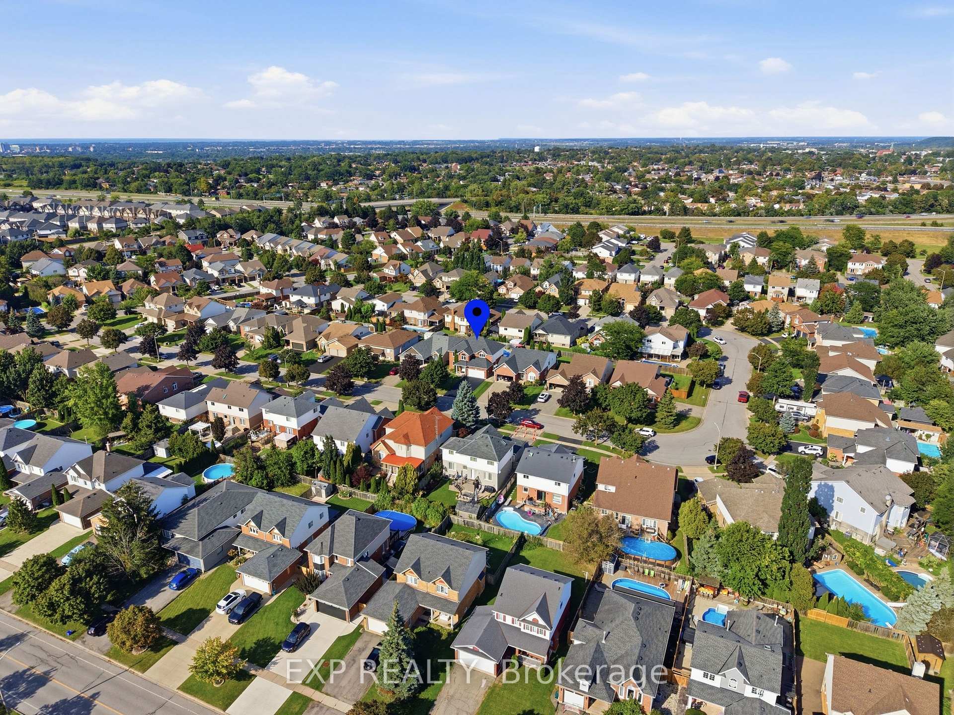Photo 47 of 50 Crysler Crescent, Thorold, Confederation Heights — HOMEH