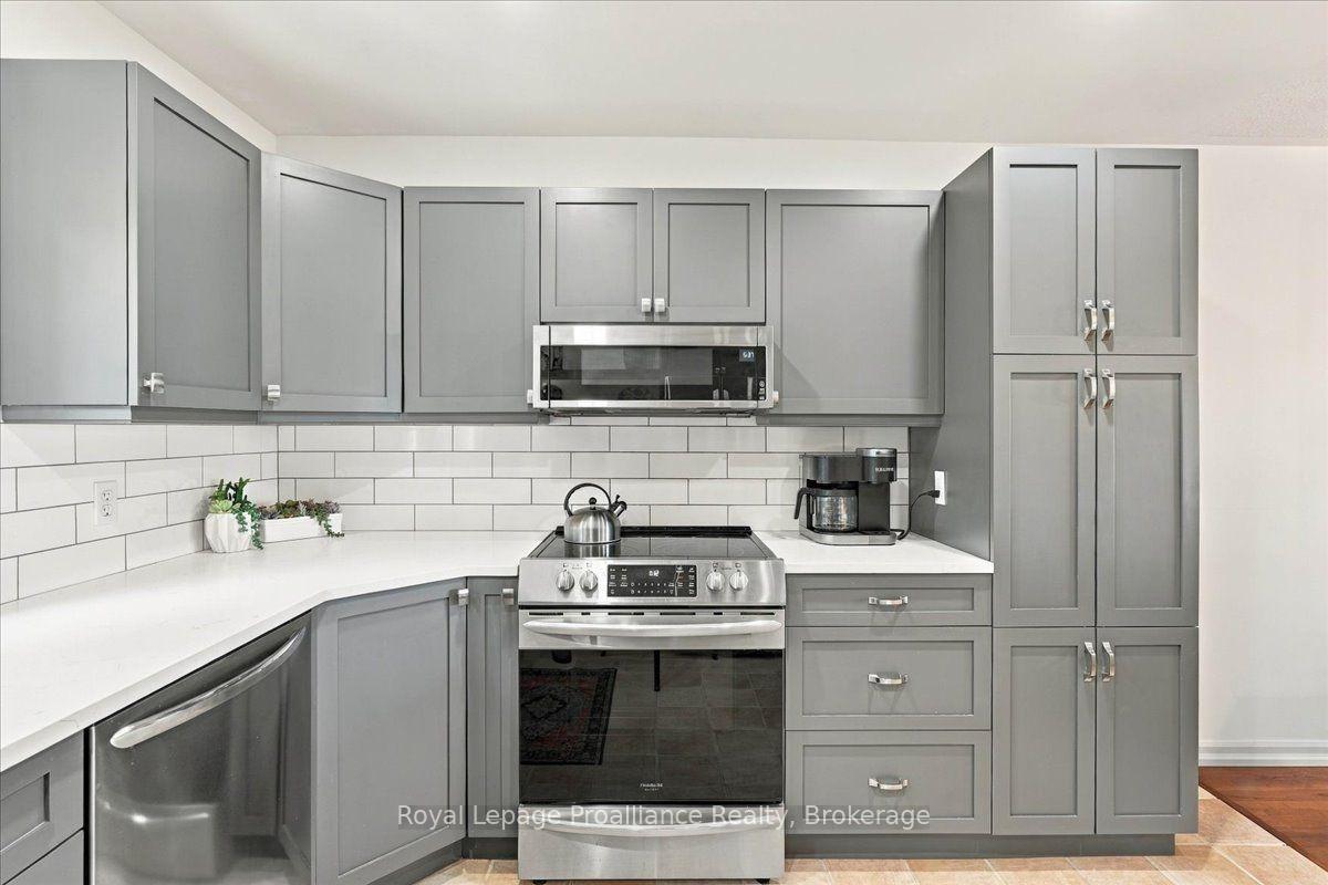 Photo 9 of Unit 10, 1798 Old Hwy 2, Quinte West, Sidney Ward — HOMEH