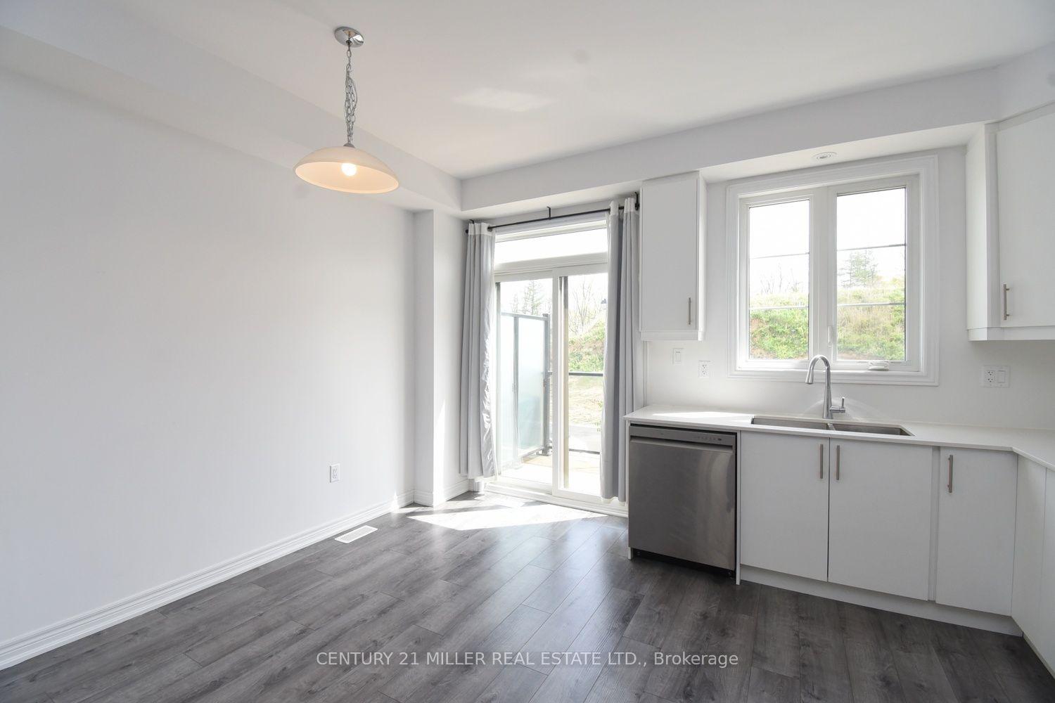 Photo 7 of Unit 62, 120 Court Drive, Brant, Paris — HOMEH