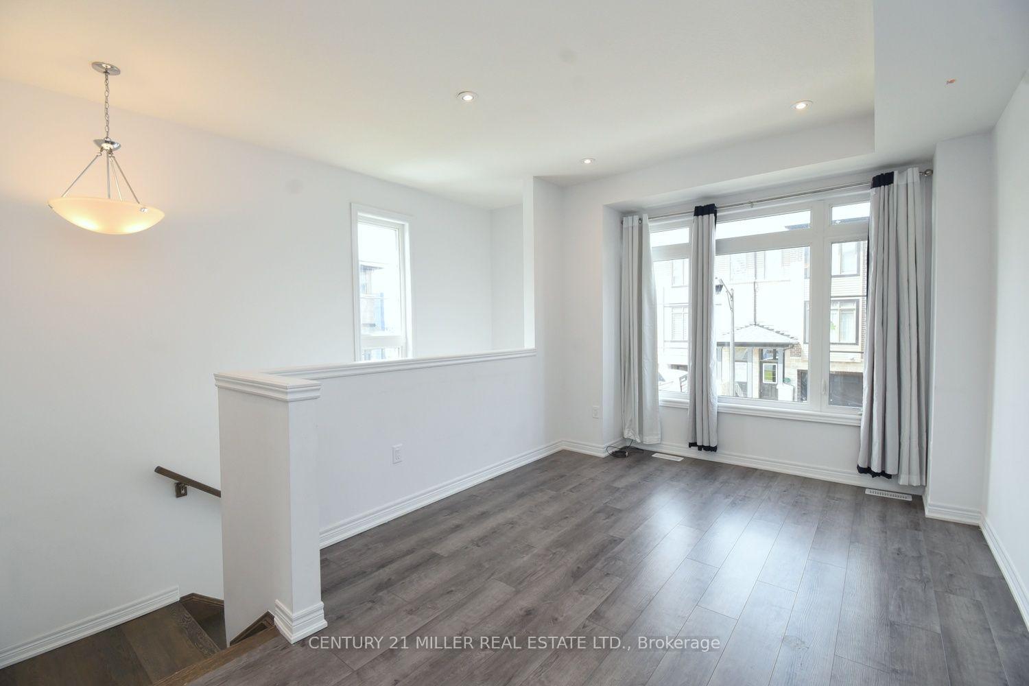 Photo 9 of Unit 62, 120 Court Drive, Brant, Paris — HOMEH