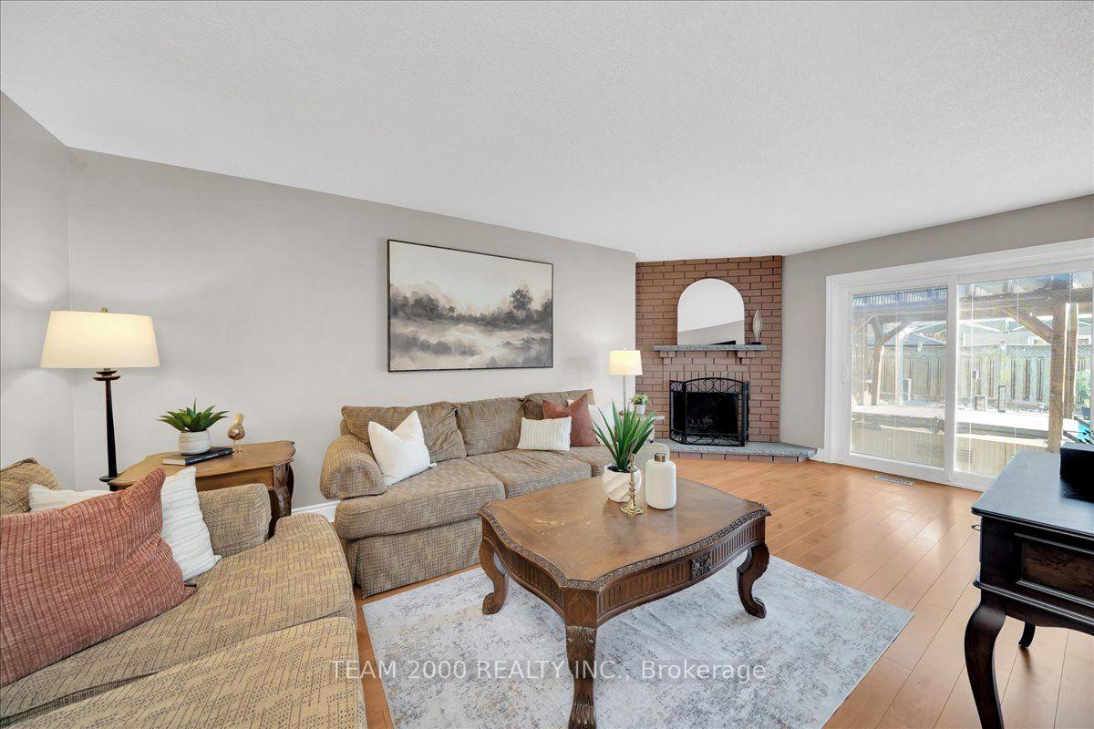 Photo 28 of 211 Avro Road, Vaughan, Maple — HOMEH