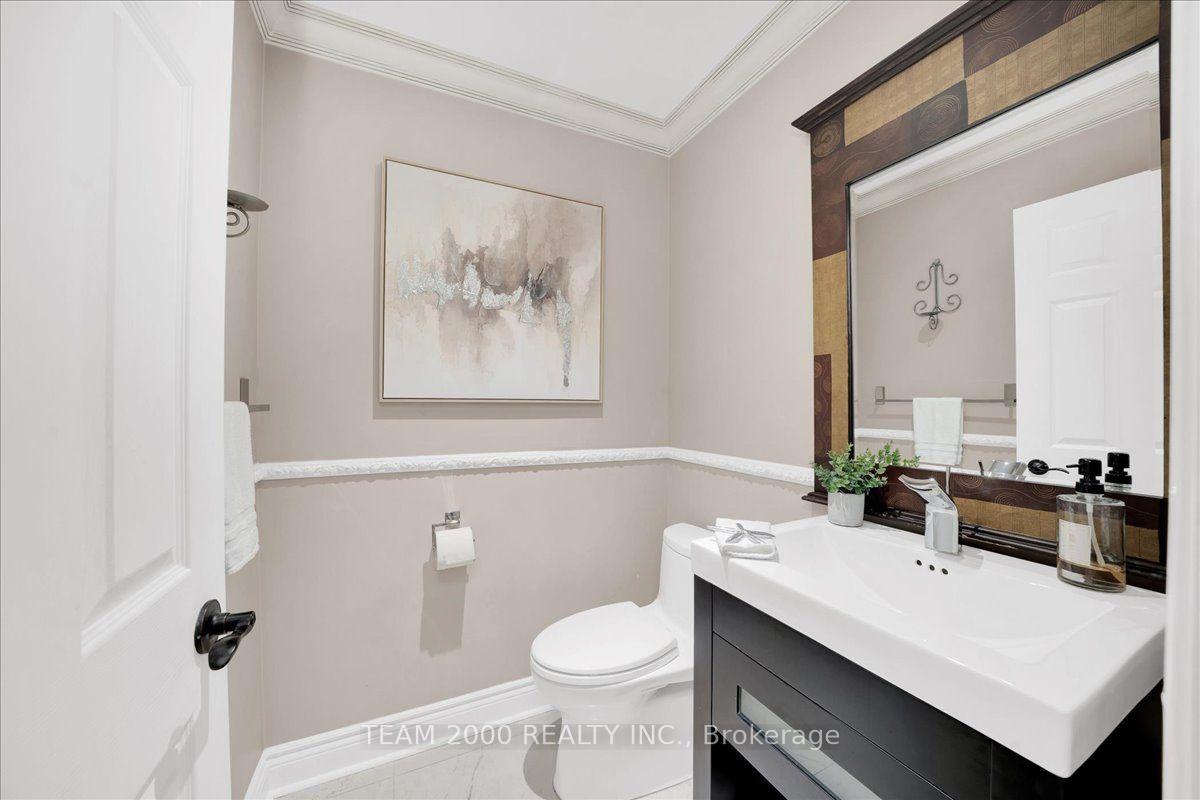 Photo 30 of 211 Avro Road, Vaughan, Maple — HOMEH
