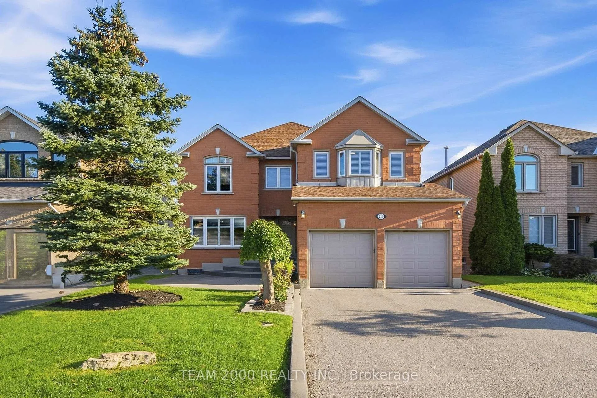 Photo 79 of 211 Avro Road, Vaughan, Maple — HOMEH