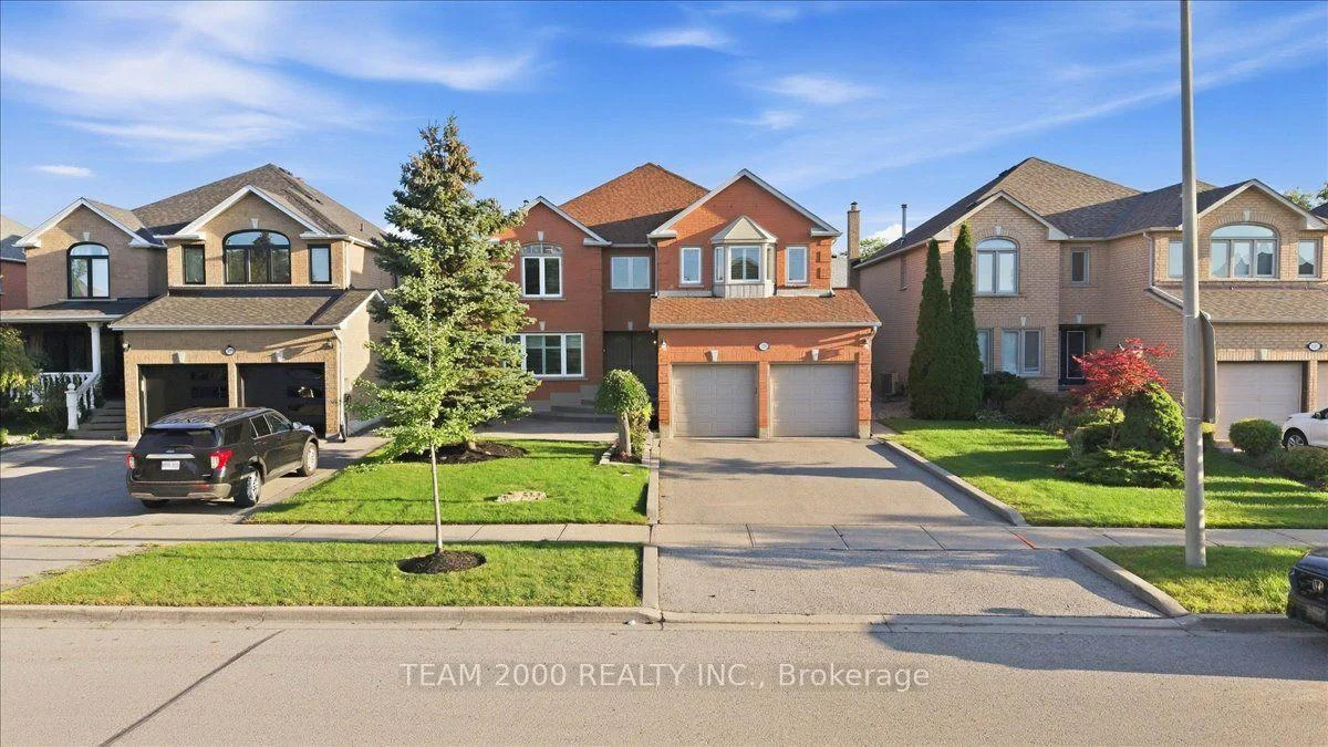 Photo 84 of 211 Avro Road, Vaughan, Maple — HOMEH