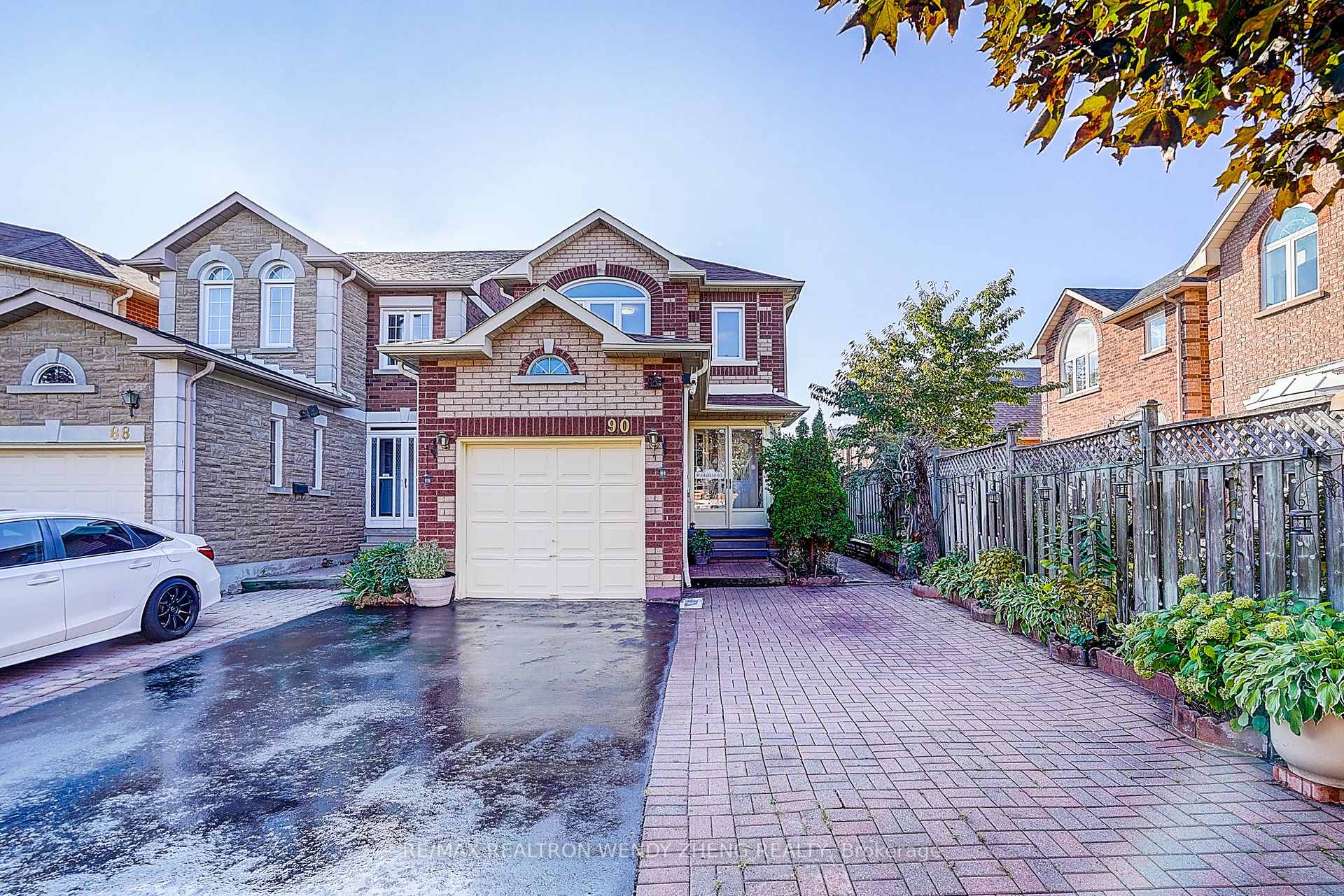 Photo 2 of 90 Amarillo Avenue, Markham, Milliken Mills West — HOMEH