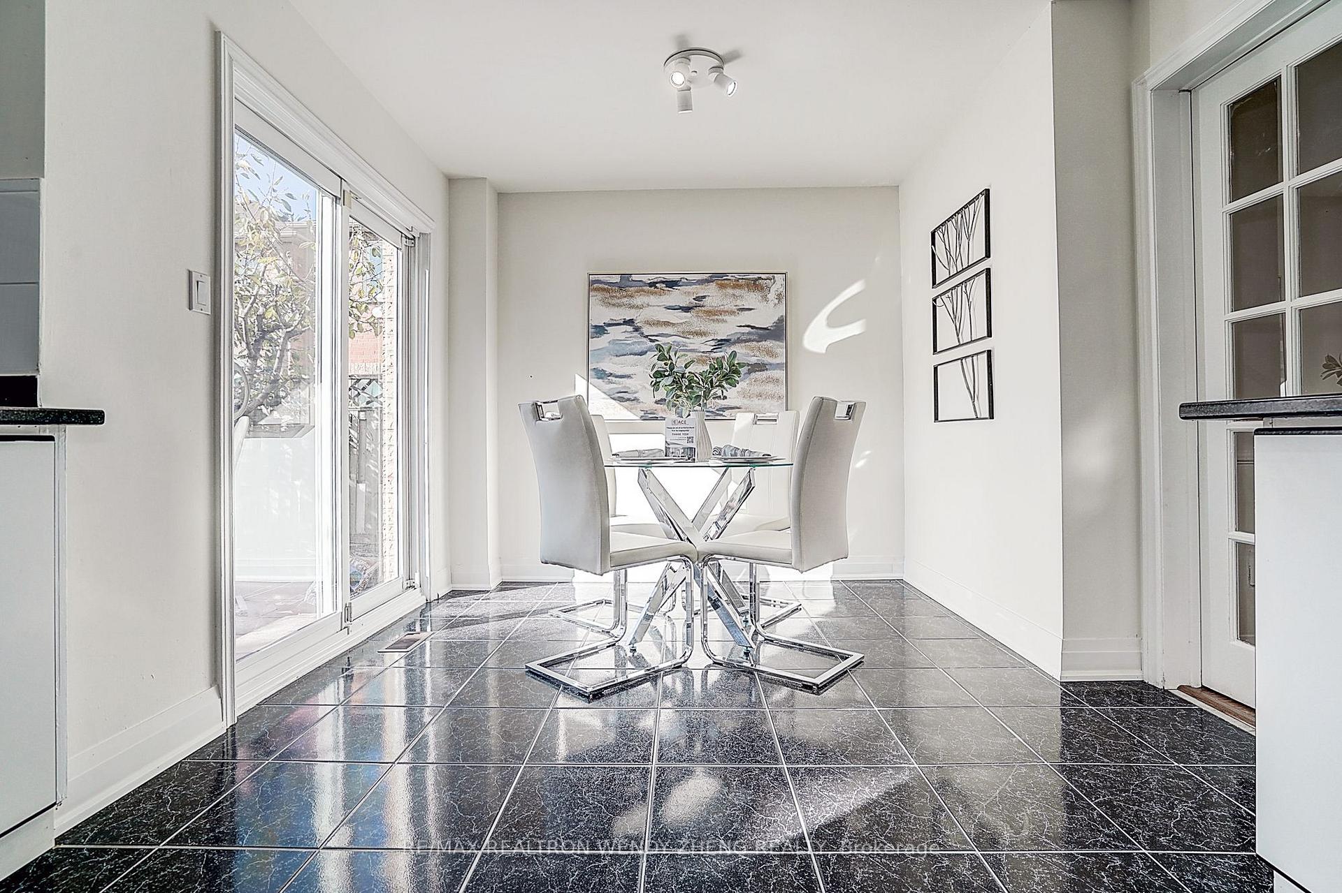 Photo 17 of 90 Amarillo Avenue, Markham, Milliken Mills West — HOMEH