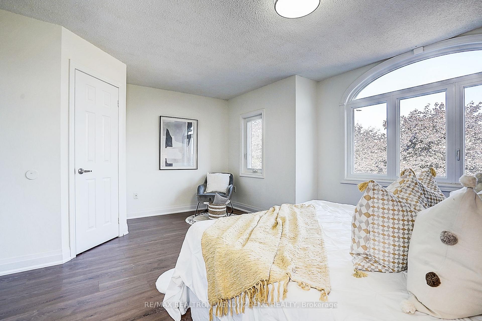 Photo 22 of 90 Amarillo Avenue, Markham, Milliken Mills West — HOMEH
