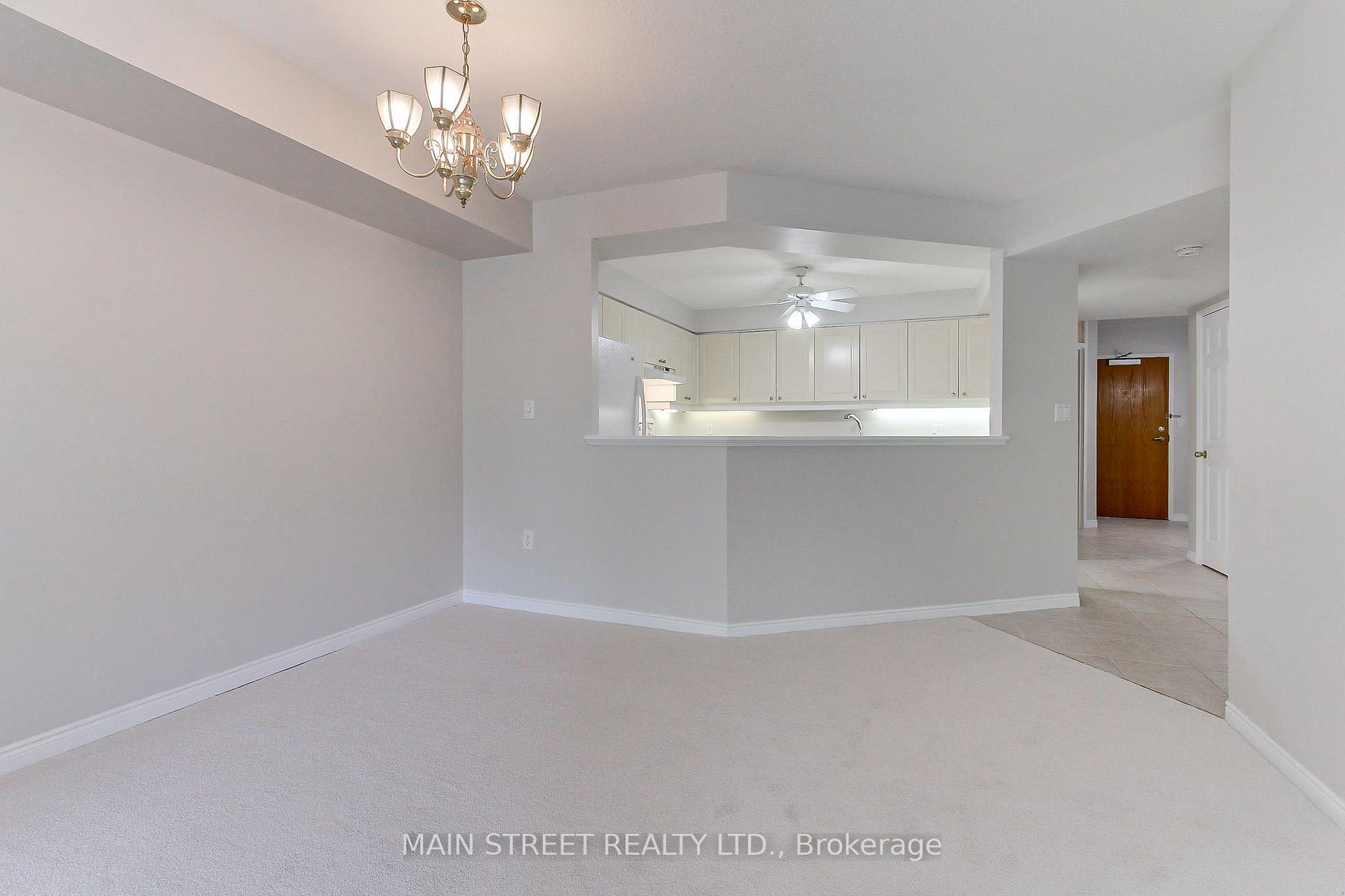 Photo 14 of Unit 306, 85 Wellington Street W, Aurora, Aurora Village — HOMEH