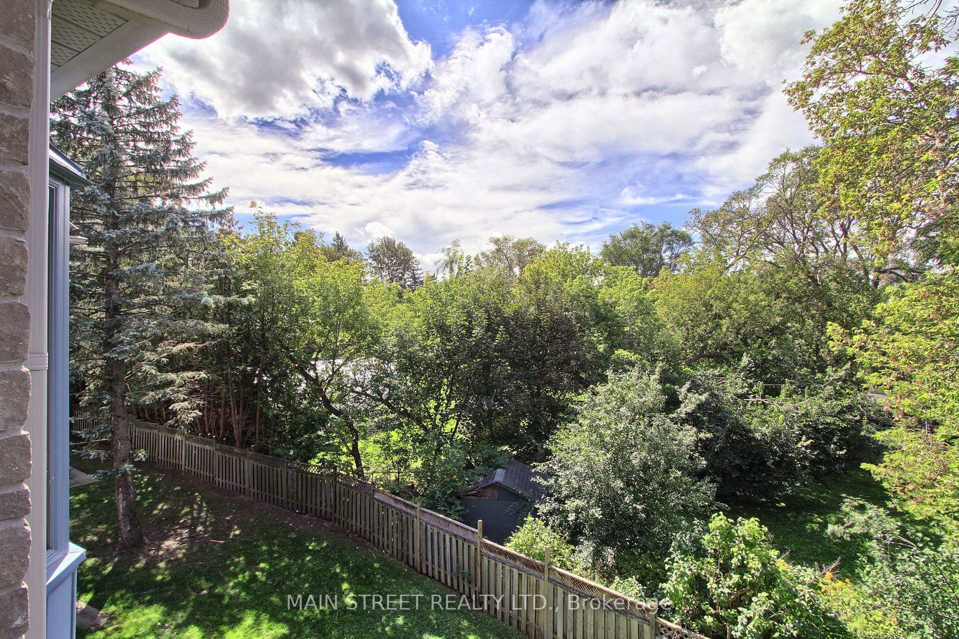 Photo 31 of Unit 306, 85 Wellington Street W, Aurora, Aurora Village — HOMEH