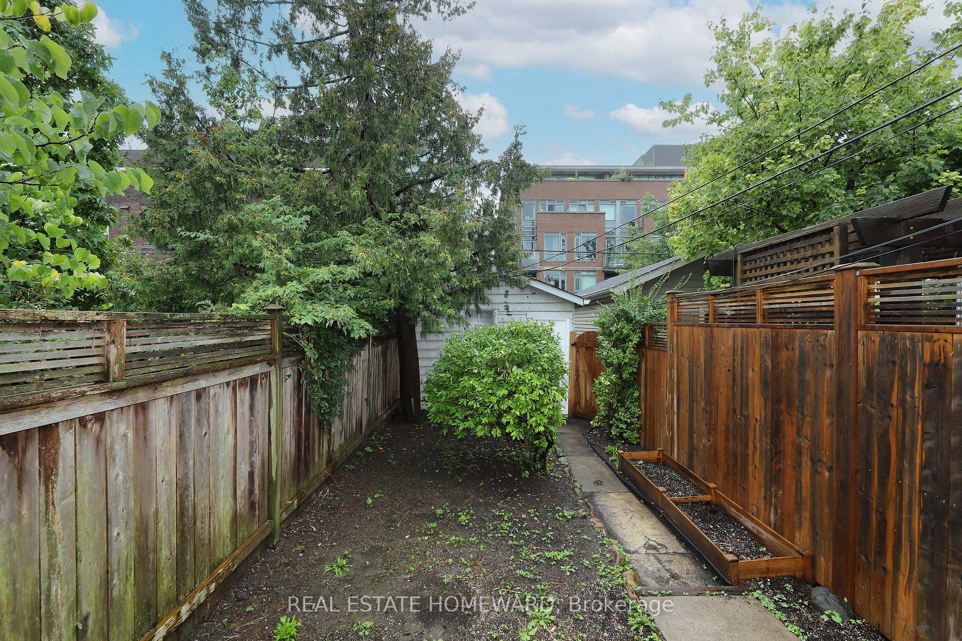Photo 33 of 178 Delaware Avenue, Toronto, Palmerston-Little Italy — HOMEH