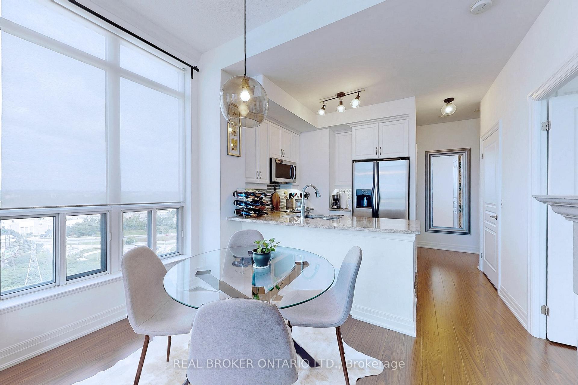 Photo 6 of Unit PH7, 2087 Lake Shore Boulevard W, Etobicoke, Mimico — HOMEH