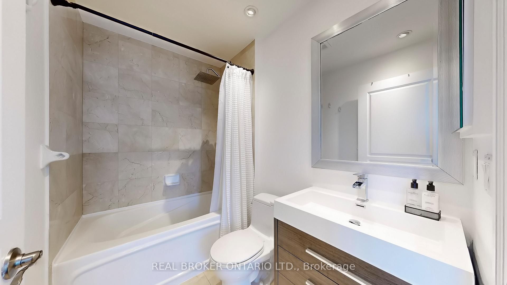 Photo 27 of Unit PH7, 2087 Lake Shore Boulevard W, Etobicoke, Mimico — HOMEH
