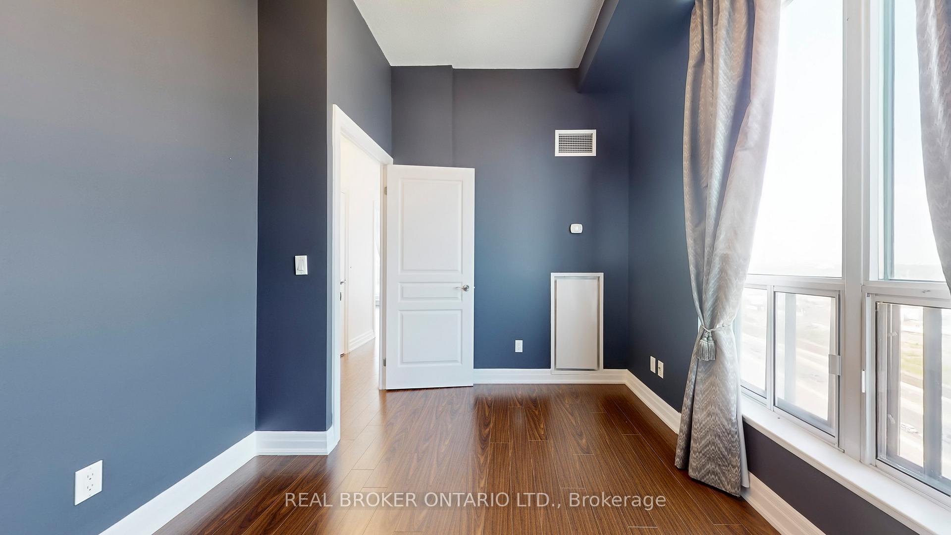Photo 32 of Unit PH7, 2087 Lake Shore Boulevard W, Etobicoke, Mimico — HOMEH