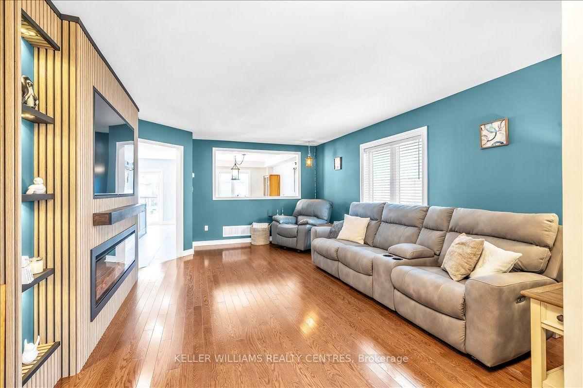 Photo 9 of 67 Hutton Place, Clarington, Bowmanville — HOMEH