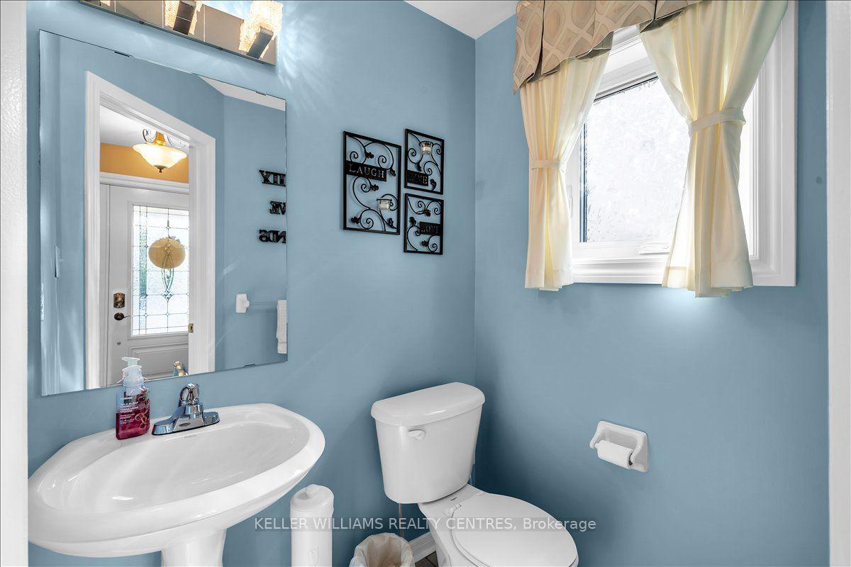 Photo 23 of 67 Hutton Place, Clarington, Bowmanville — HOMEH