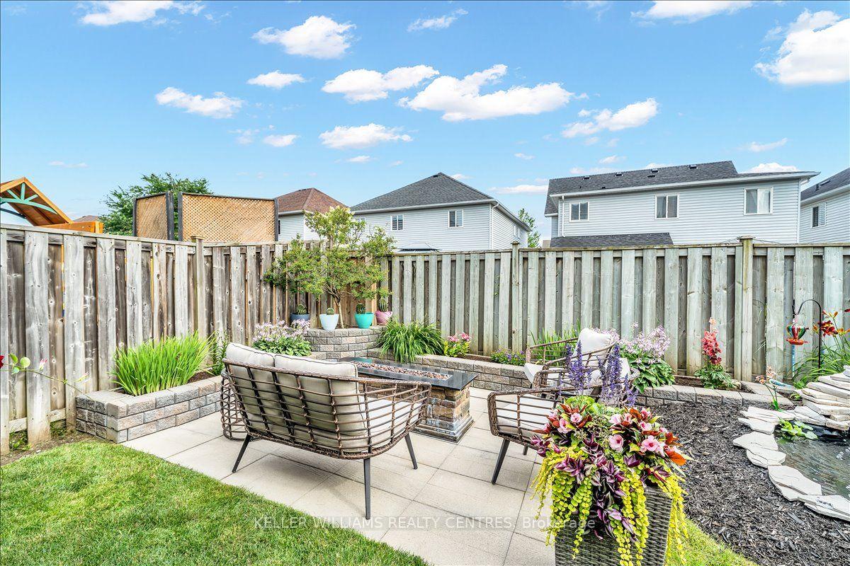 Photo 39 of 67 Hutton Place, Clarington, Bowmanville — HOMEH