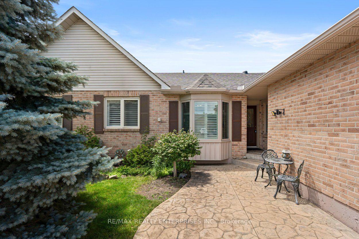 Photo 4 of 4430 Michael Avenue, Lincoln, Beamsville — HOMEH