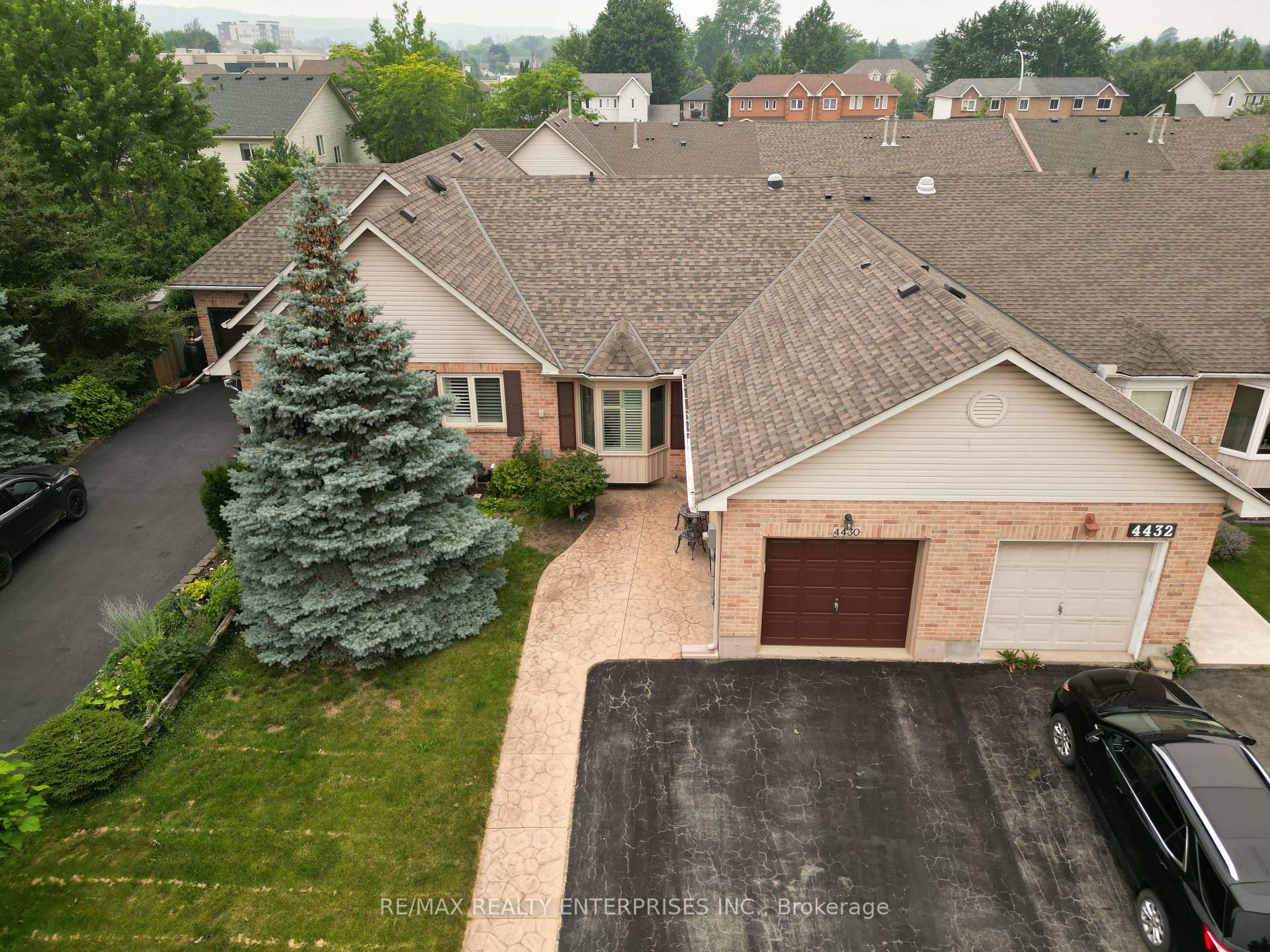 Photo 6 of 4430 Michael Avenue, Lincoln, Beamsville — HOMEH