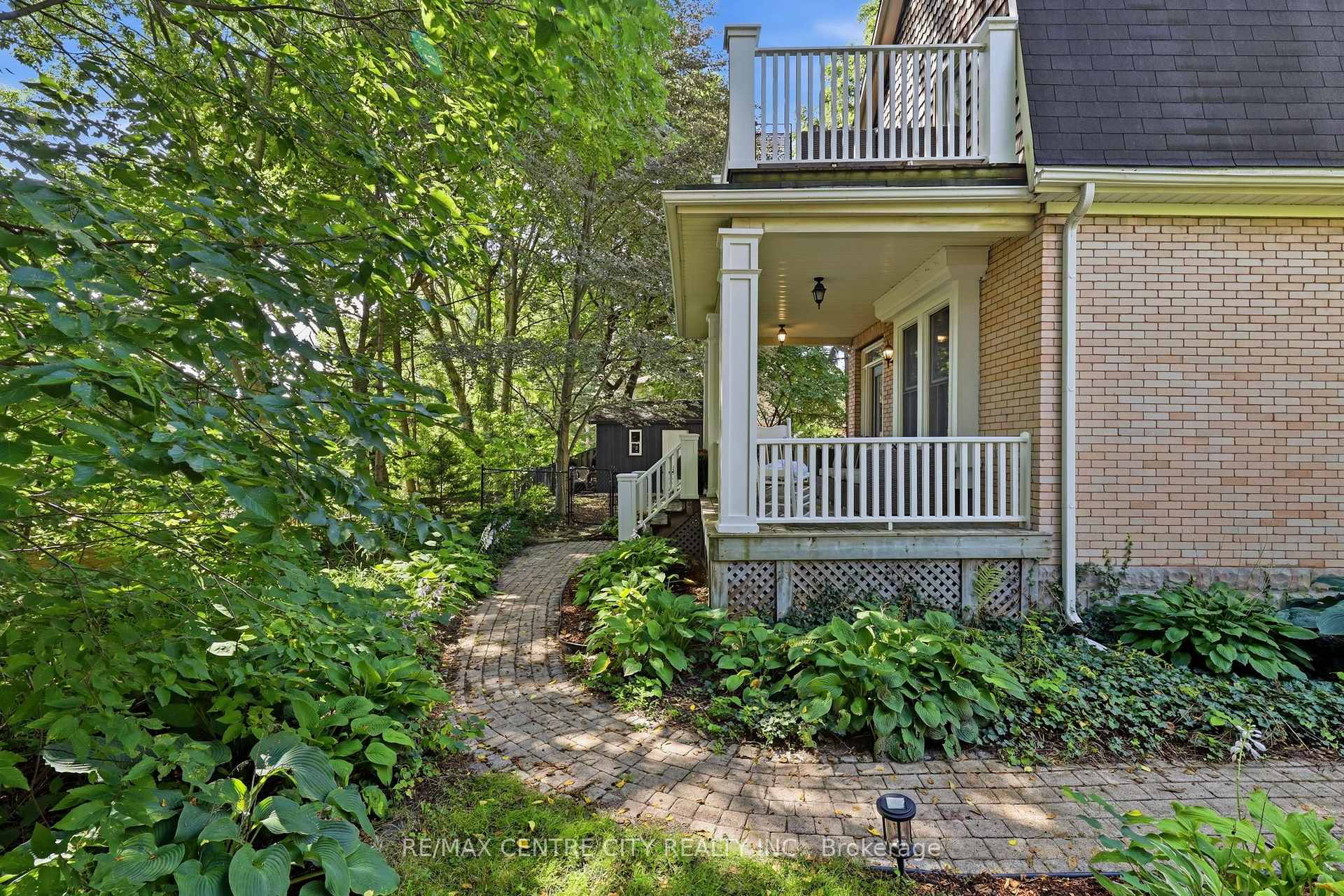 Photo 5 of 102 Walnut Street, London, North N — HOMEH