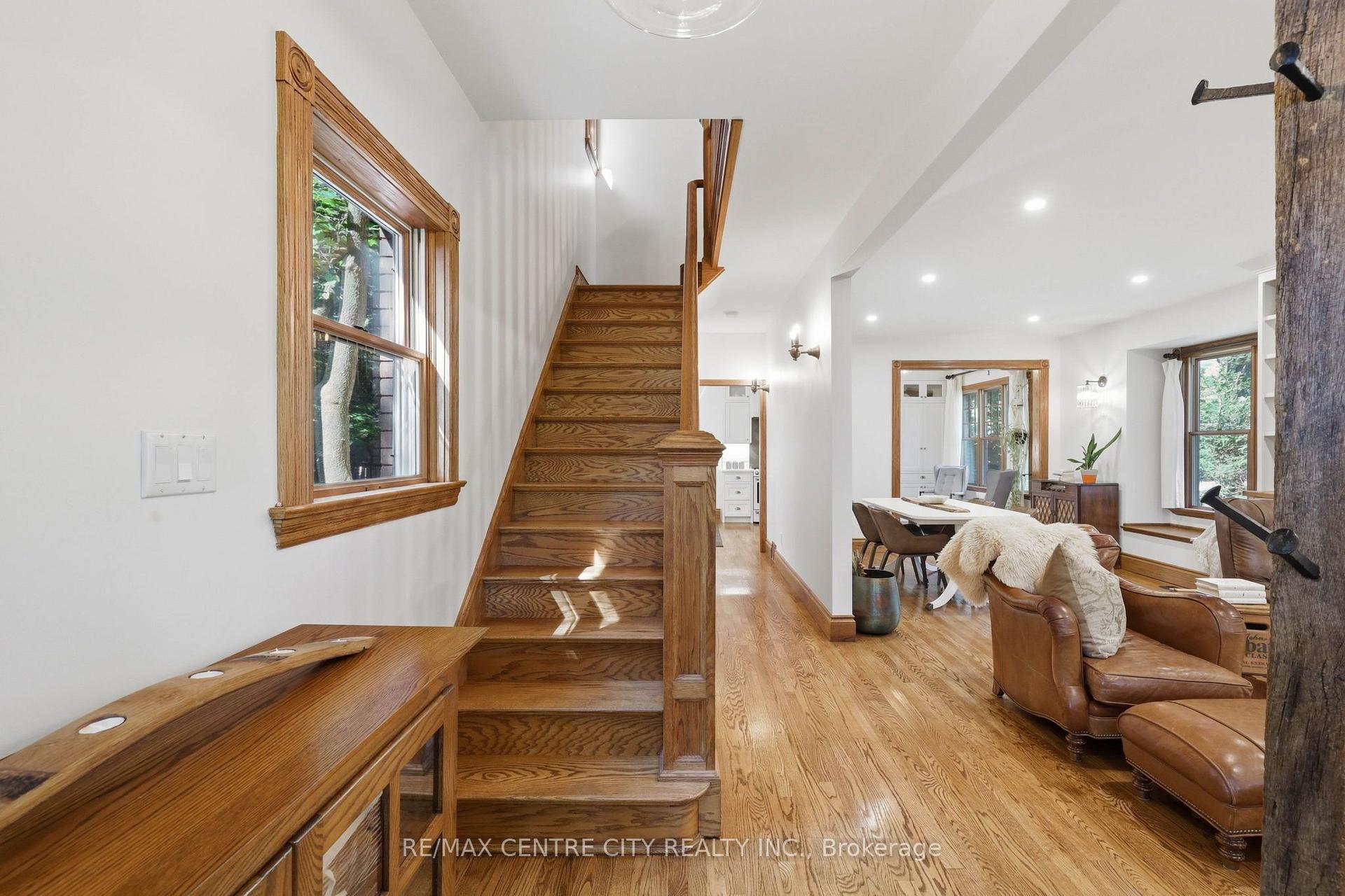 Photo 7 of 102 Walnut Street, London, North N — HOMEH