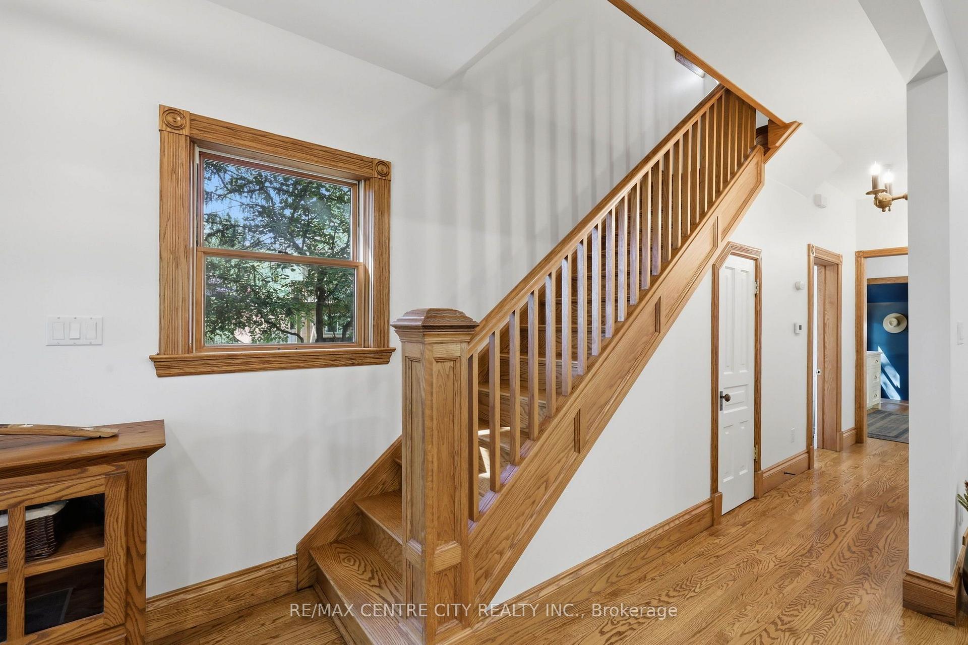 Photo 8 of 102 Walnut Street, London, North N — HOMEH
