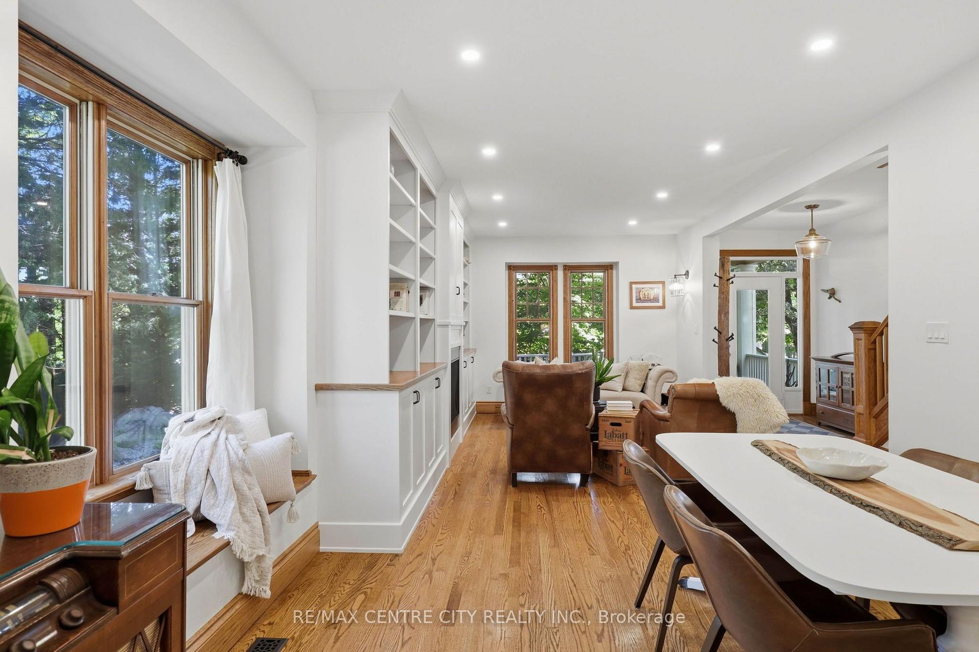Photo 14 of 102 Walnut Street, London, North N — HOMEH