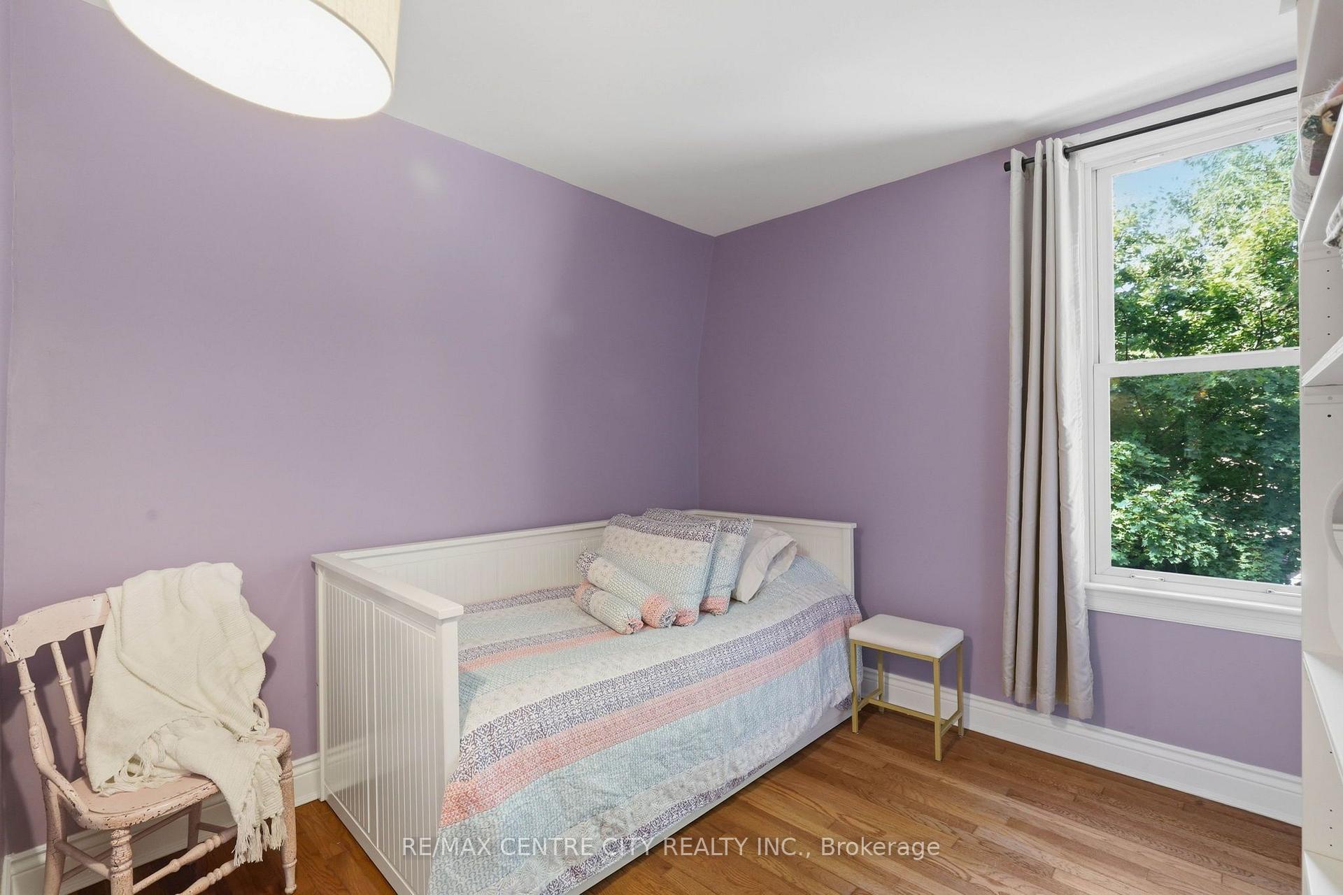 Photo 29 of 102 Walnut Street, London, North N — HOMEH