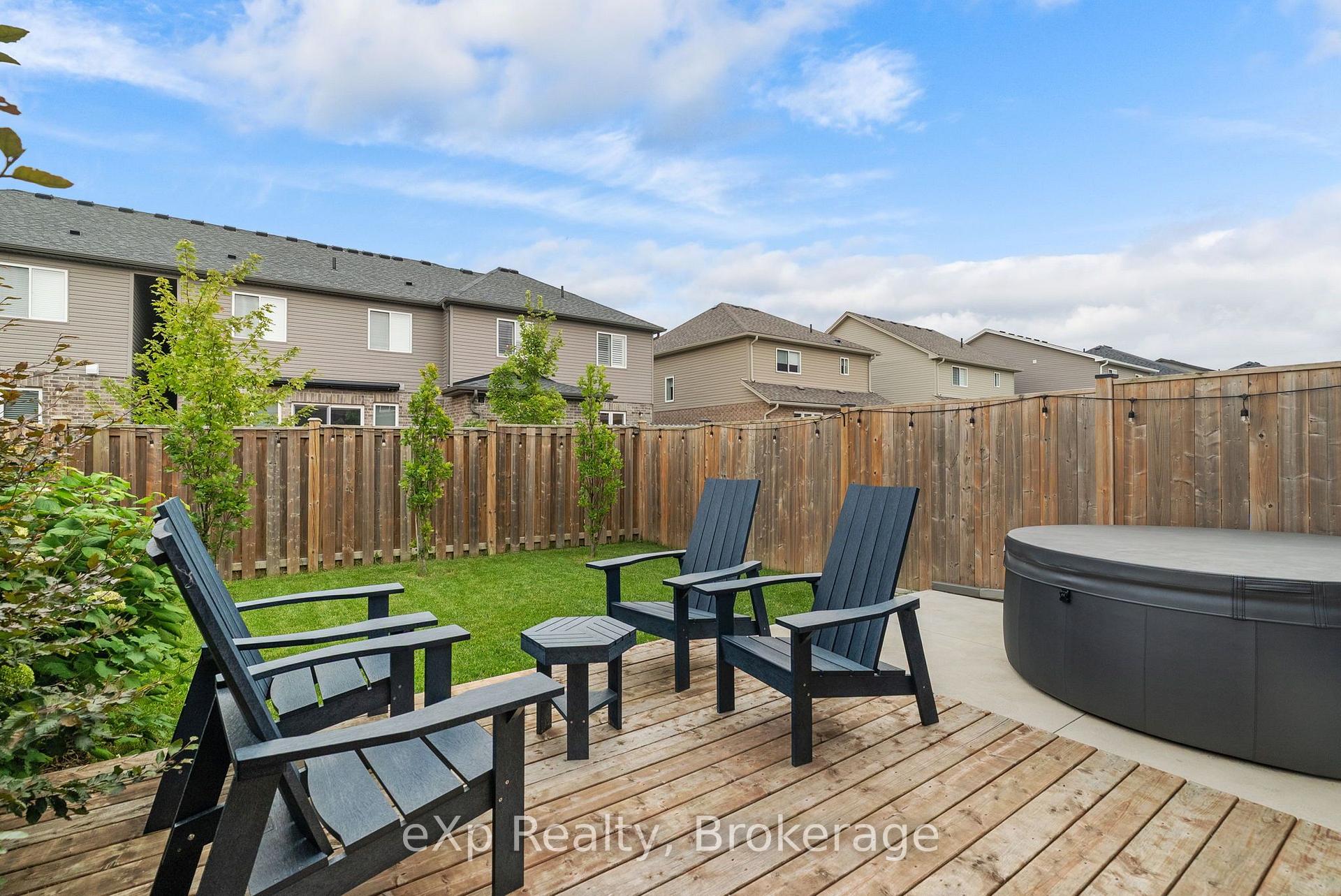 Photo 38 of 27 Robertson Drive, Stratford — HOMEH